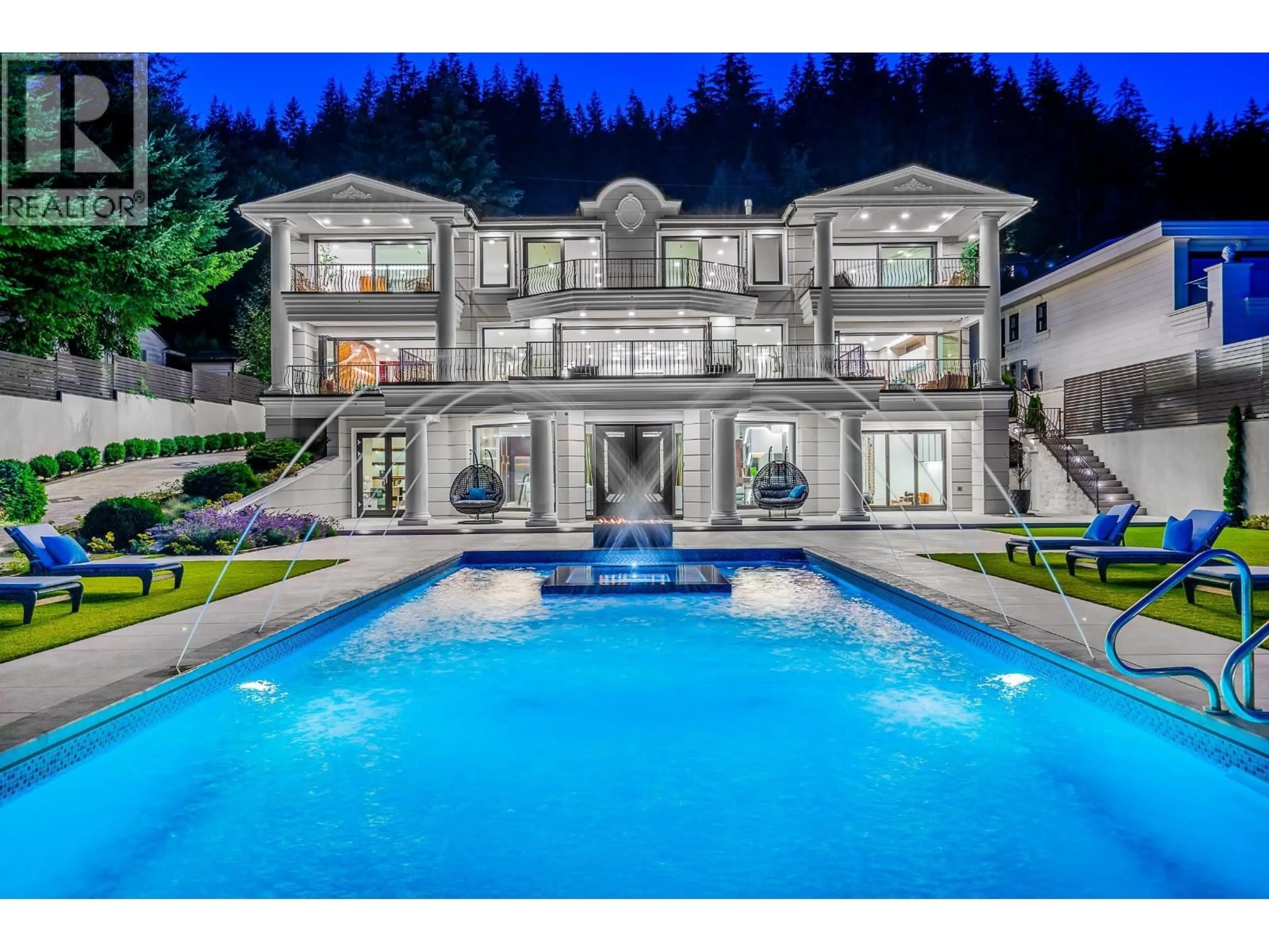 Pool for 1123 CRESTLINE ROAD, West Vancouver British Columbia V7S2E3