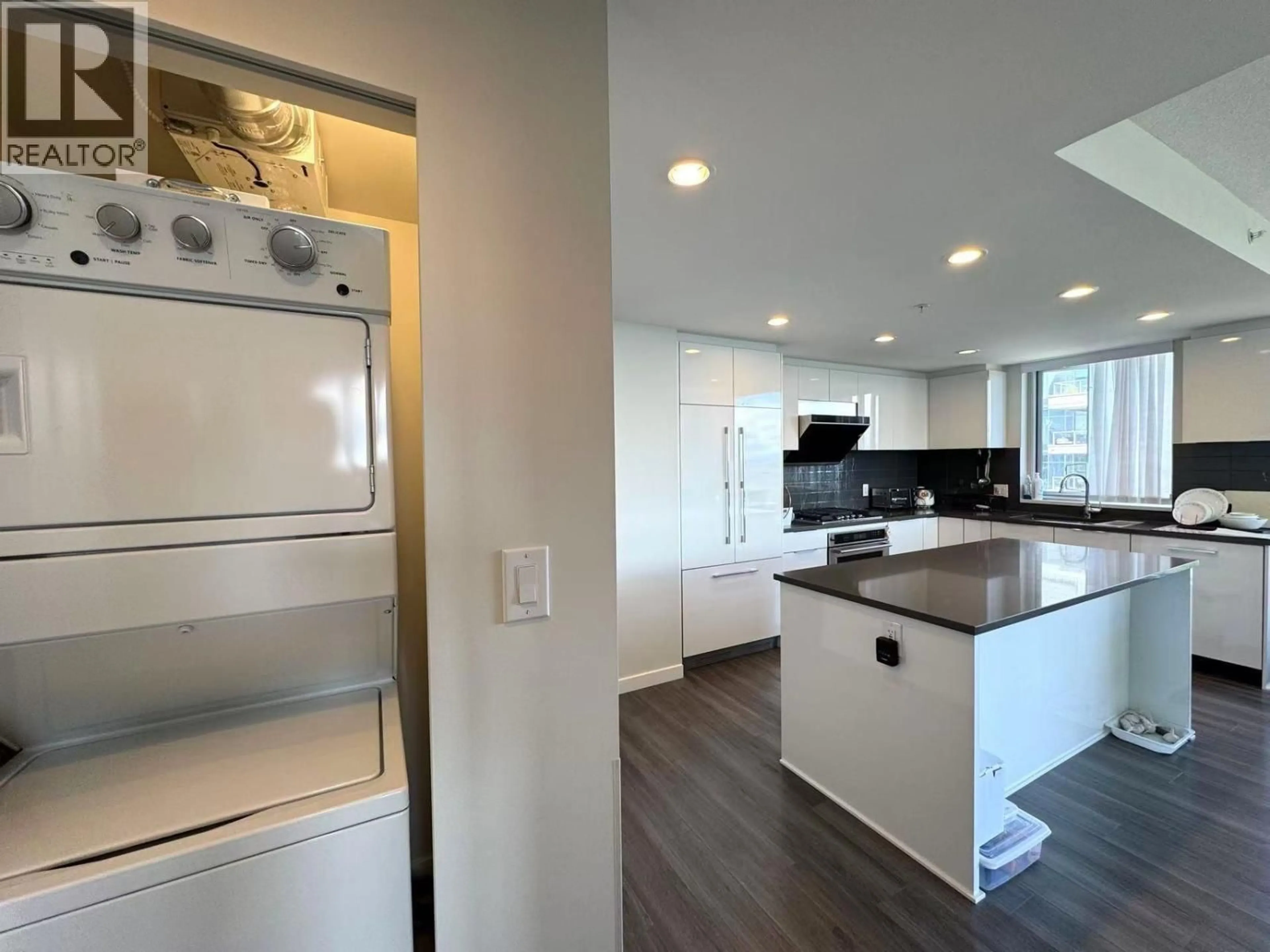 Open concept kitchen, unknown for 2501 - 3100 WINDSOR GATE, Coquitlam British Columbia V3B0P3