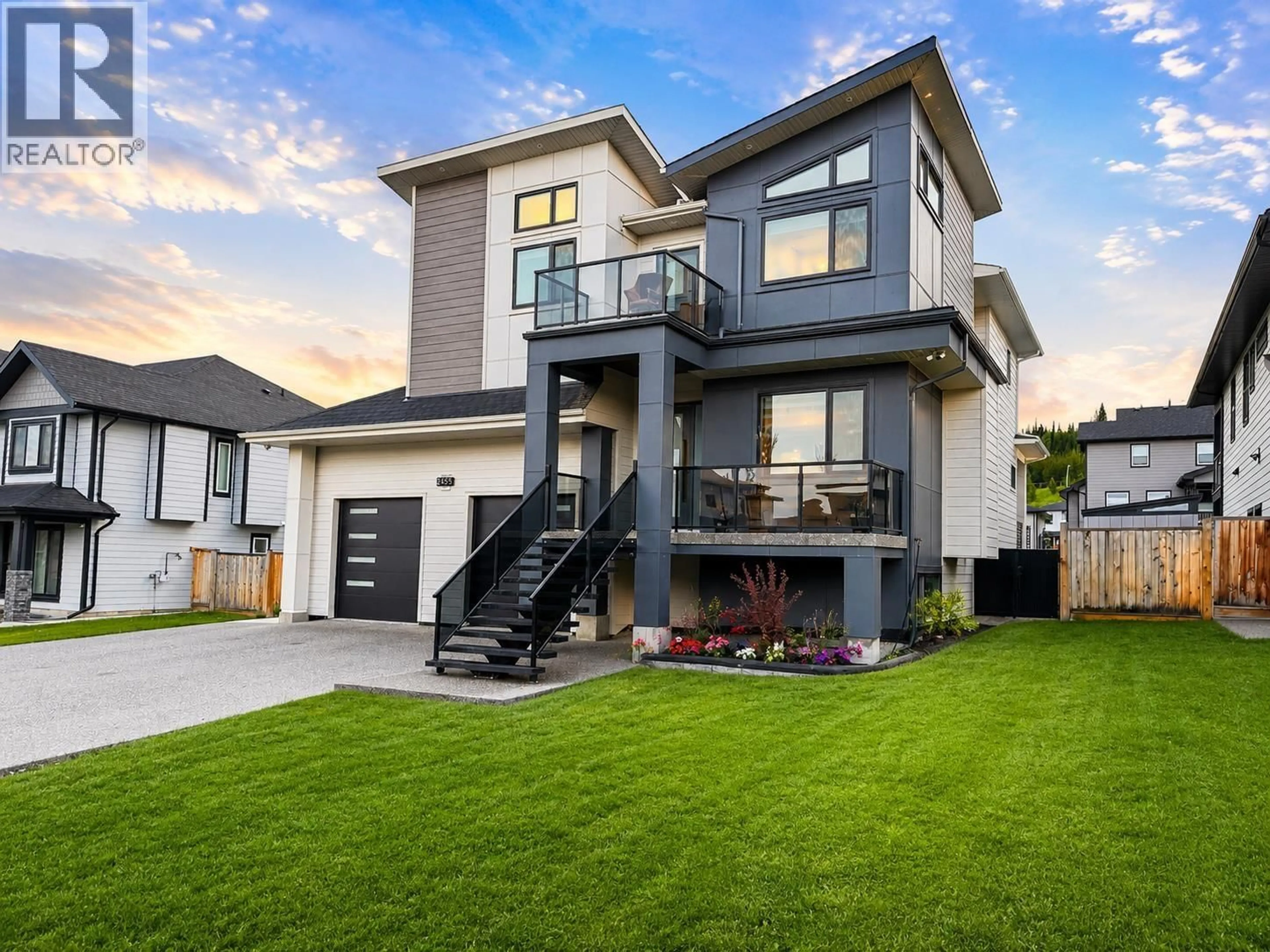 Home with vinyl exterior material, street for 2485 ROWE STREET, Prince George British Columbia V2N0B9