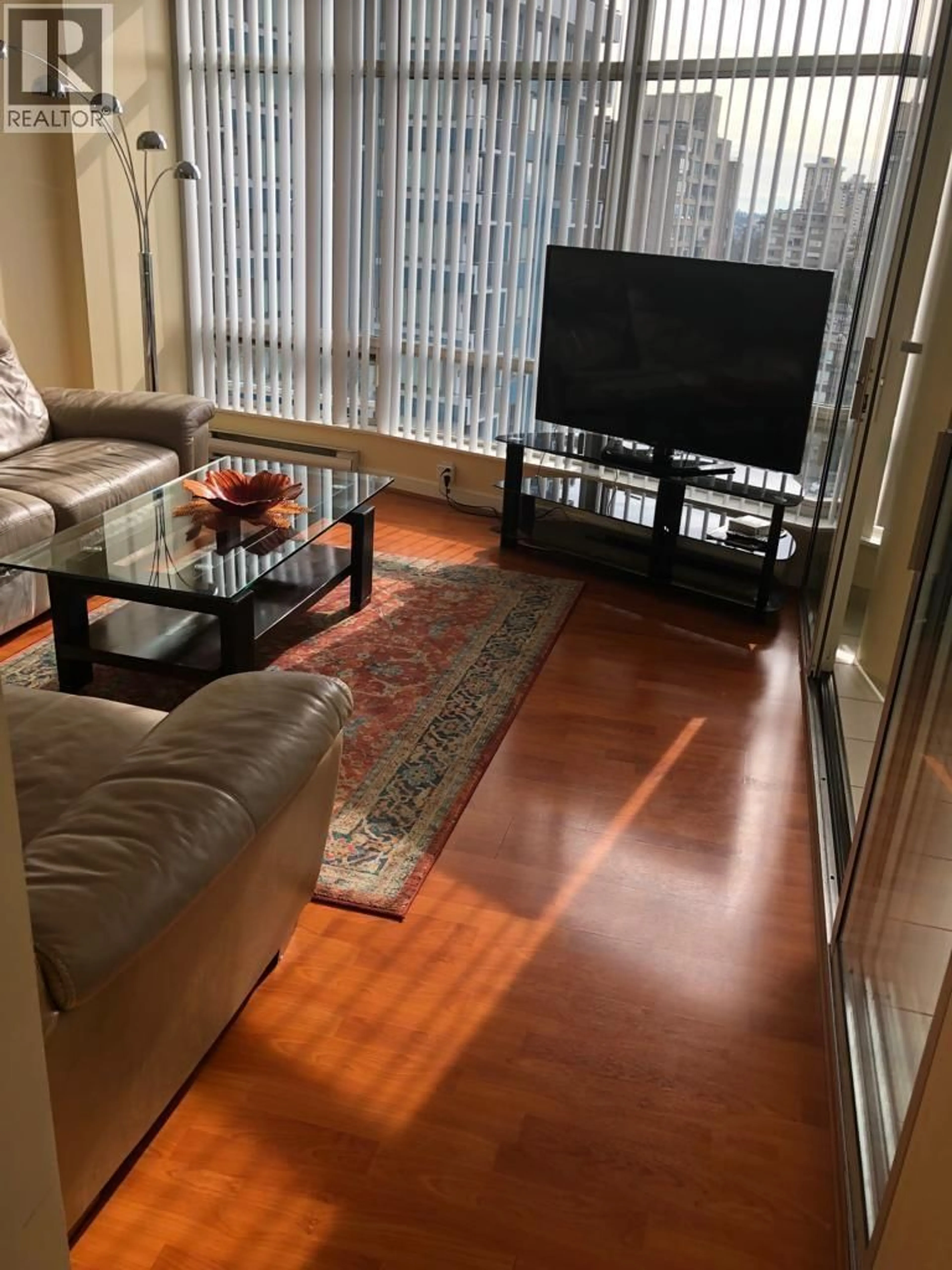 Living room with furniture, unknown for 1403 - 1288 ALBERNI STREET, Vancouver British Columbia V6E4N5