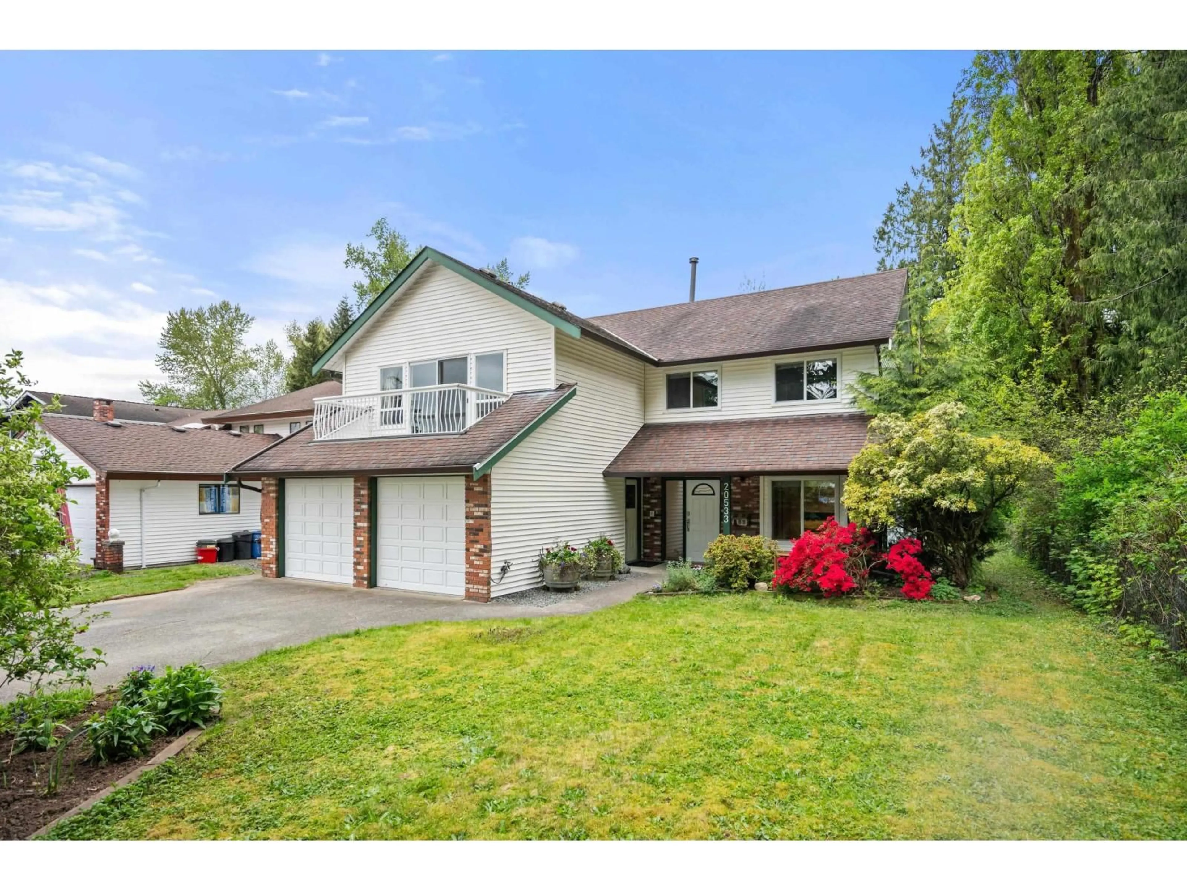 Home with vinyl exterior material, unknown for 20533 TELEGRAPH TRAIL, Langley British Columbia V1M1A7