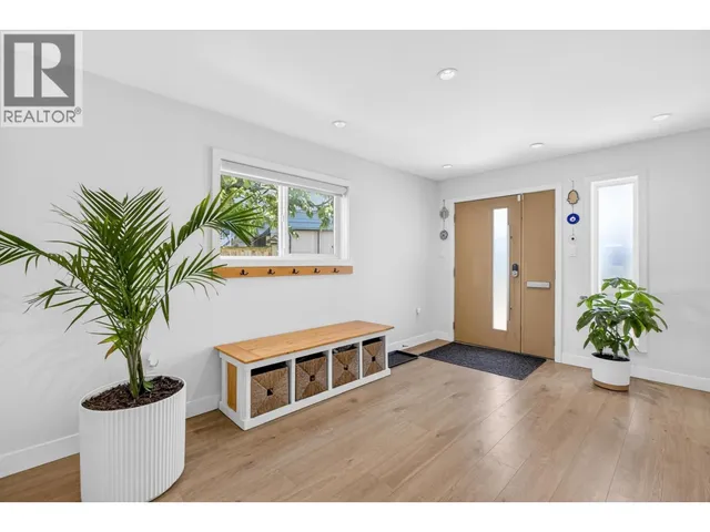 9851 SWANSEA DRIVE, Richmond 3
