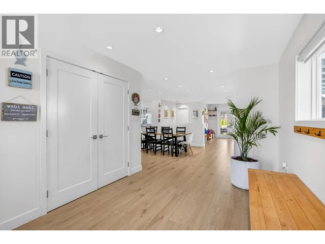 9851 SWANSEA DRIVE, Richmond 4