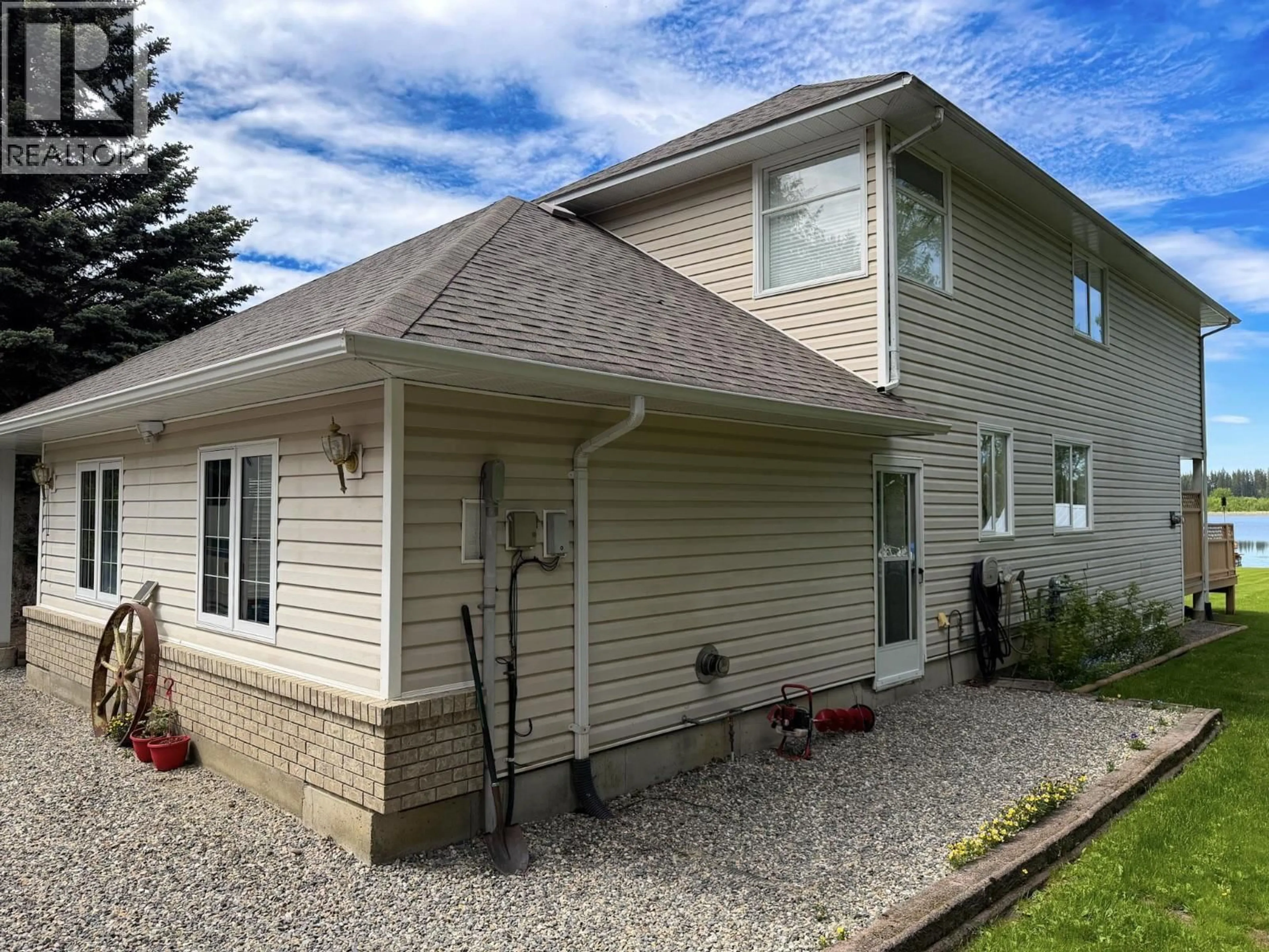 Home with vinyl exterior material, street for 2610 NORWOOD ROAD, Quesnel British Columbia V2J7C1