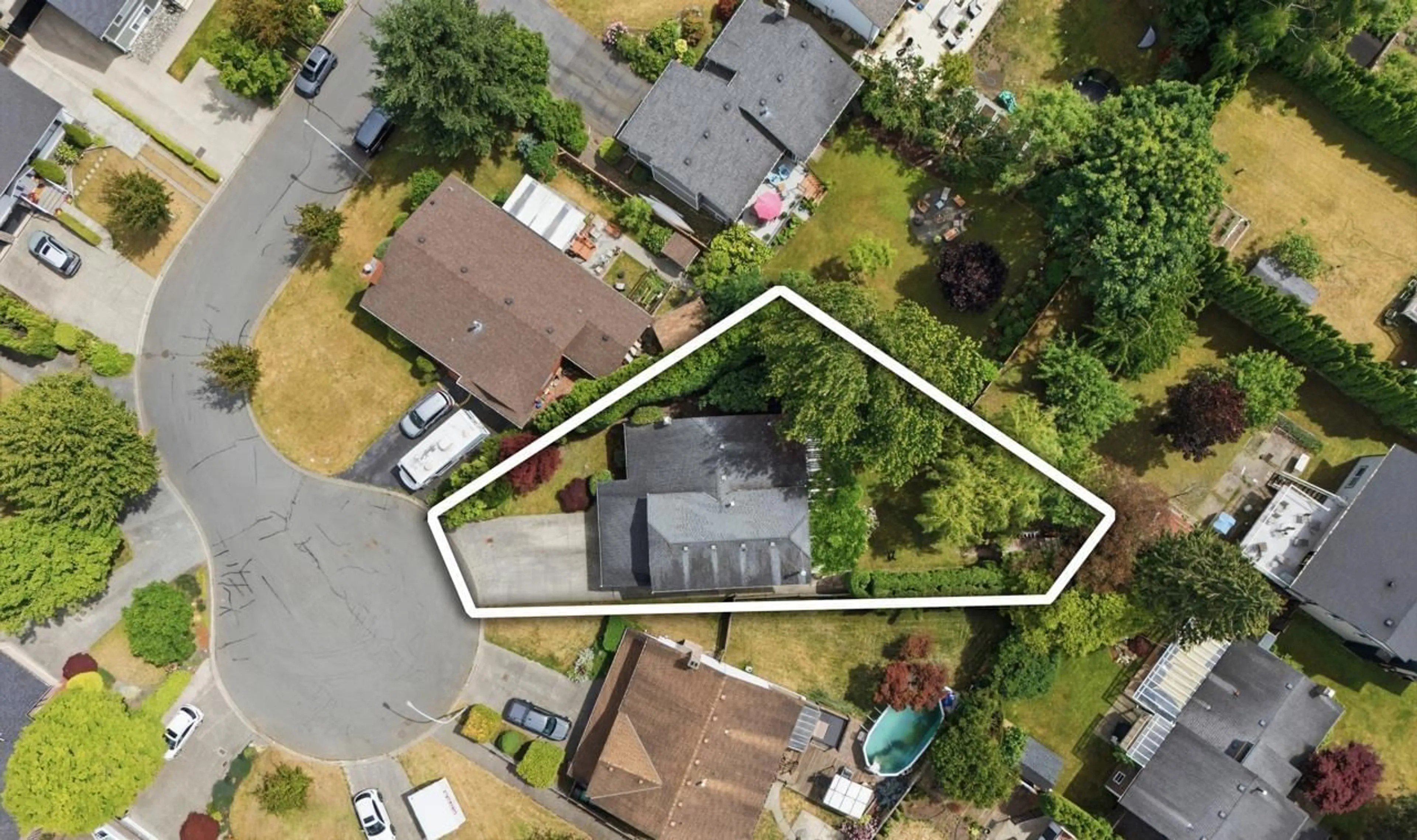 A pic from outside/outdoor area/front of a property/back of a property/a pic from drone, street for 2161 153A STREET, Surrey British Columbia V4A5Y1