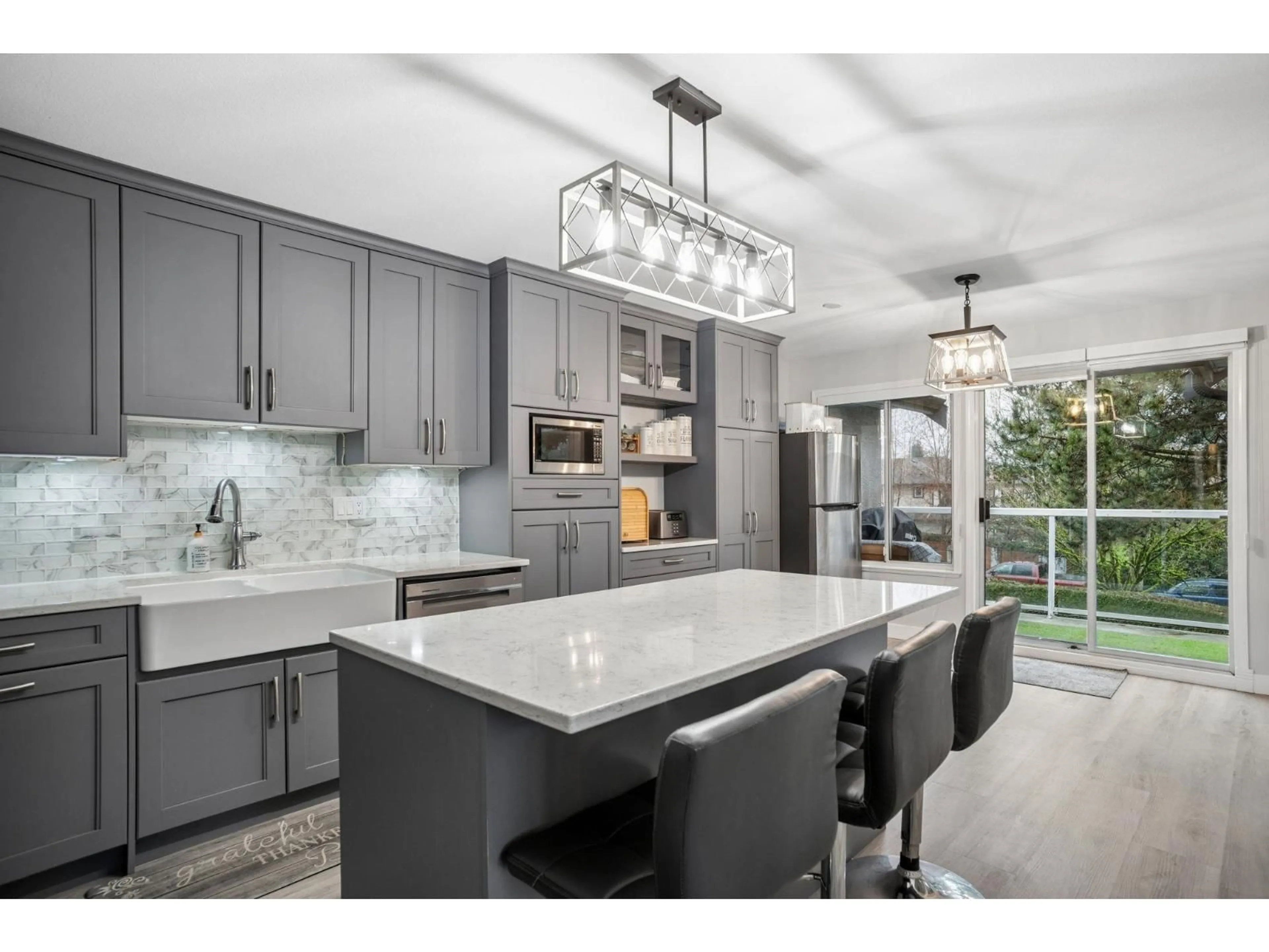 Open concept kitchen, ceramic/tile floor for 2 - 4740 221 STREET, Langley British Columbia V3H4W8