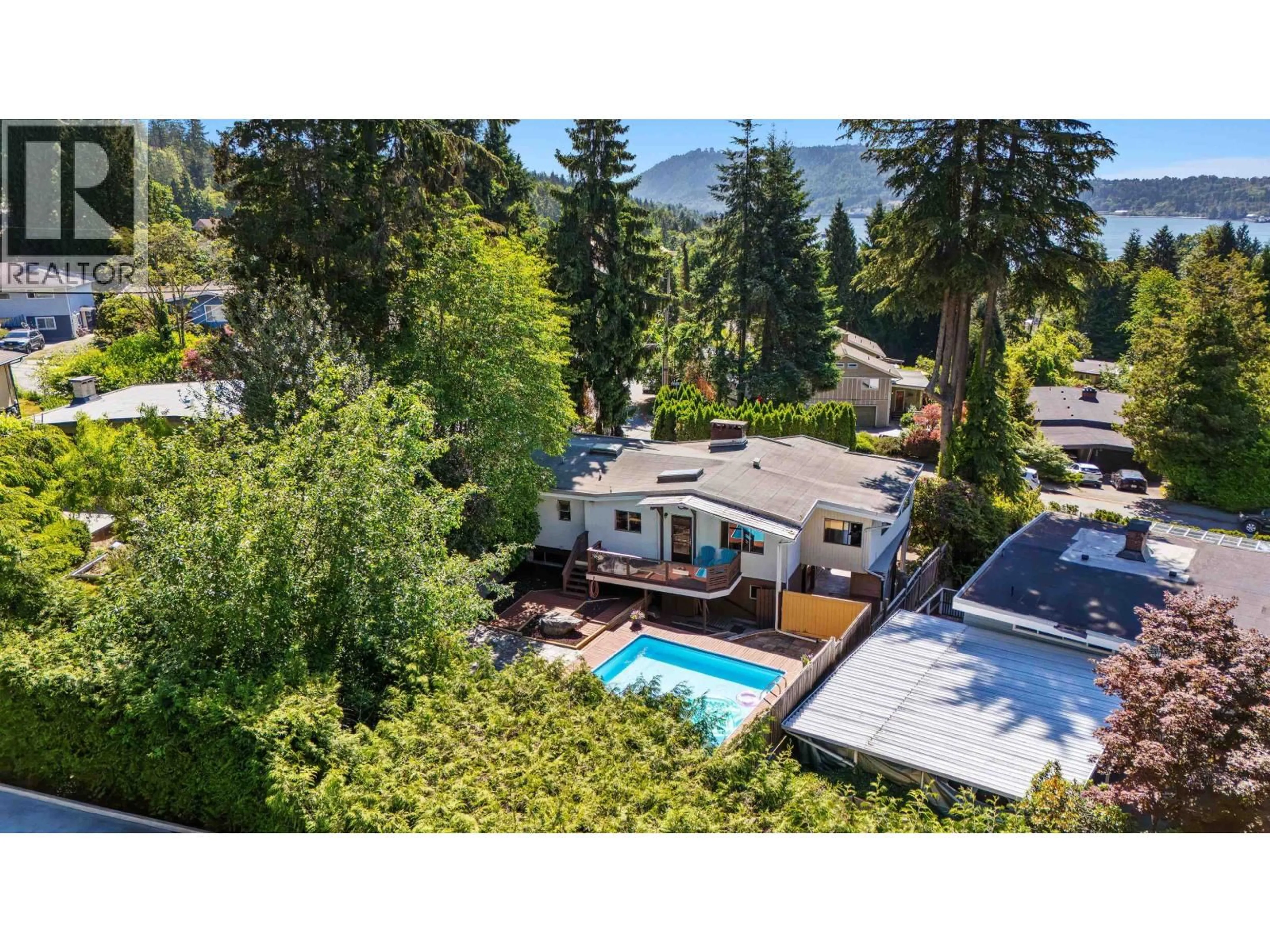 A pic from outside/outdoor area/front of a property/back of a property/a pic from drone, unknown for 697 PLYMOUTH DRIVE, North Vancouver British Columbia V7H2H5
