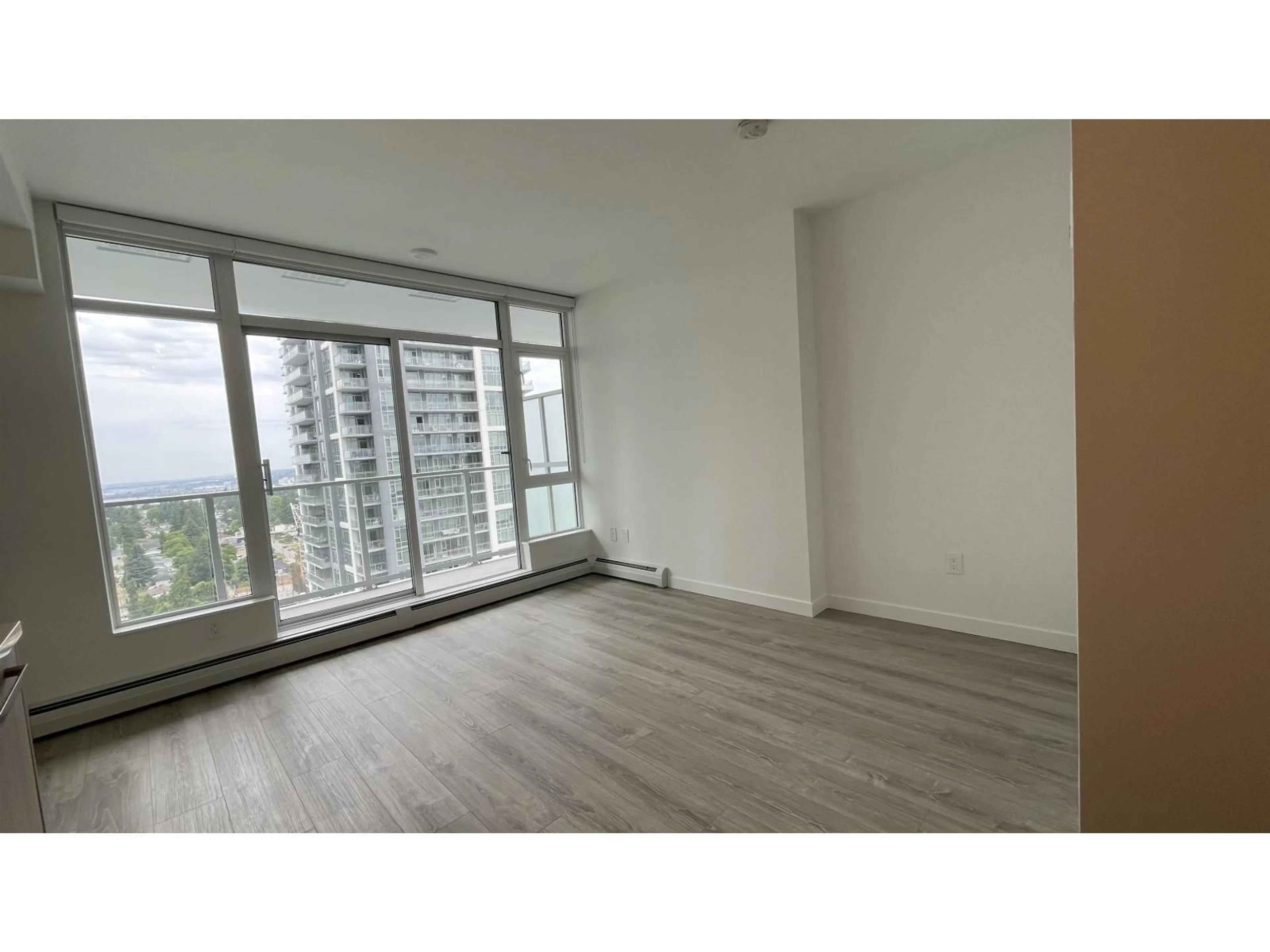 A pic of a room for 2312 - 13350 CENTRAL AVENUE, Surrey British Columbia V3T0S1