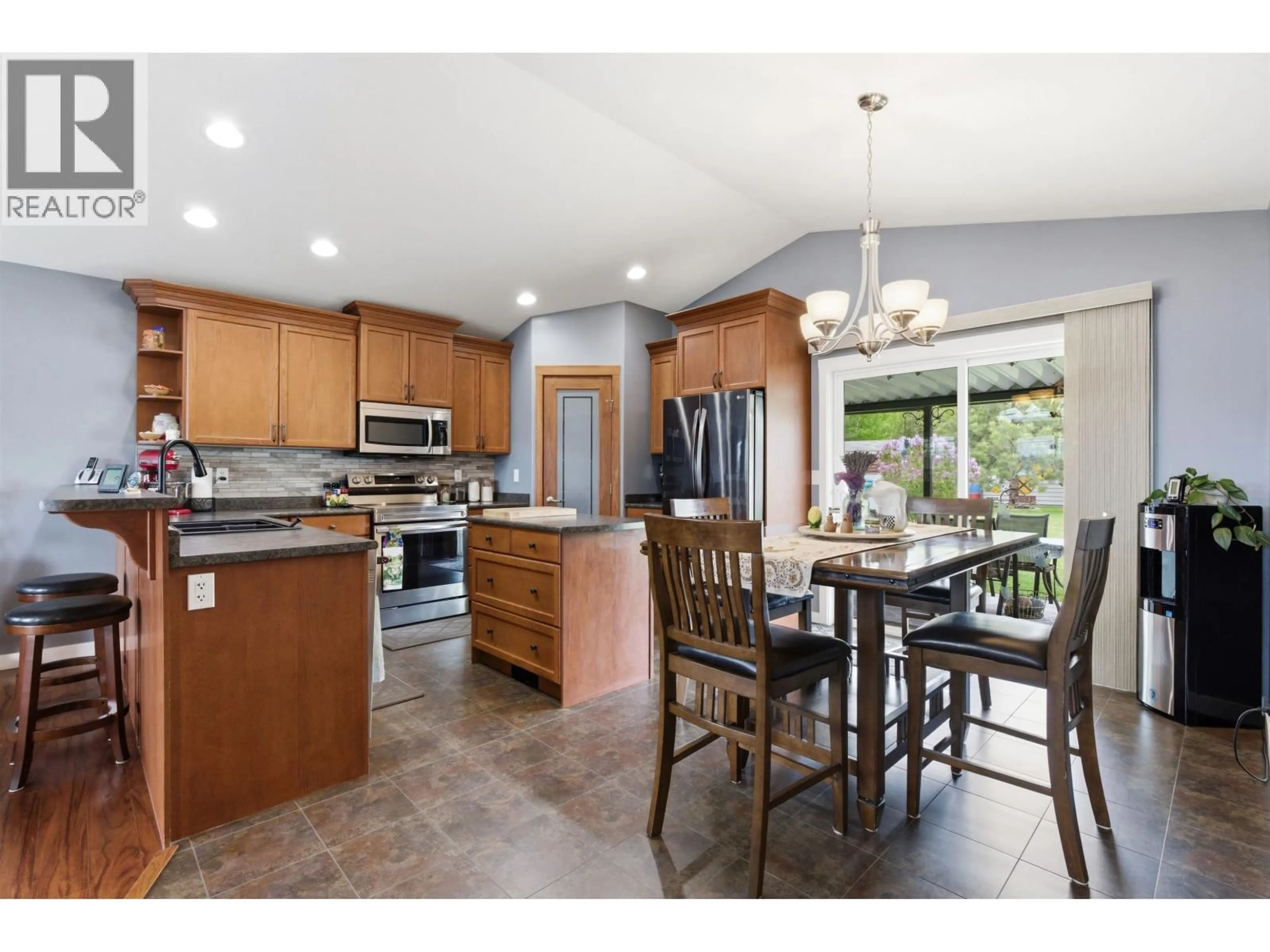 Open concept kitchen, ceramic/tile floor for 99 EAGLE CRESCENT, Williams Lake British Columbia V2G5K4