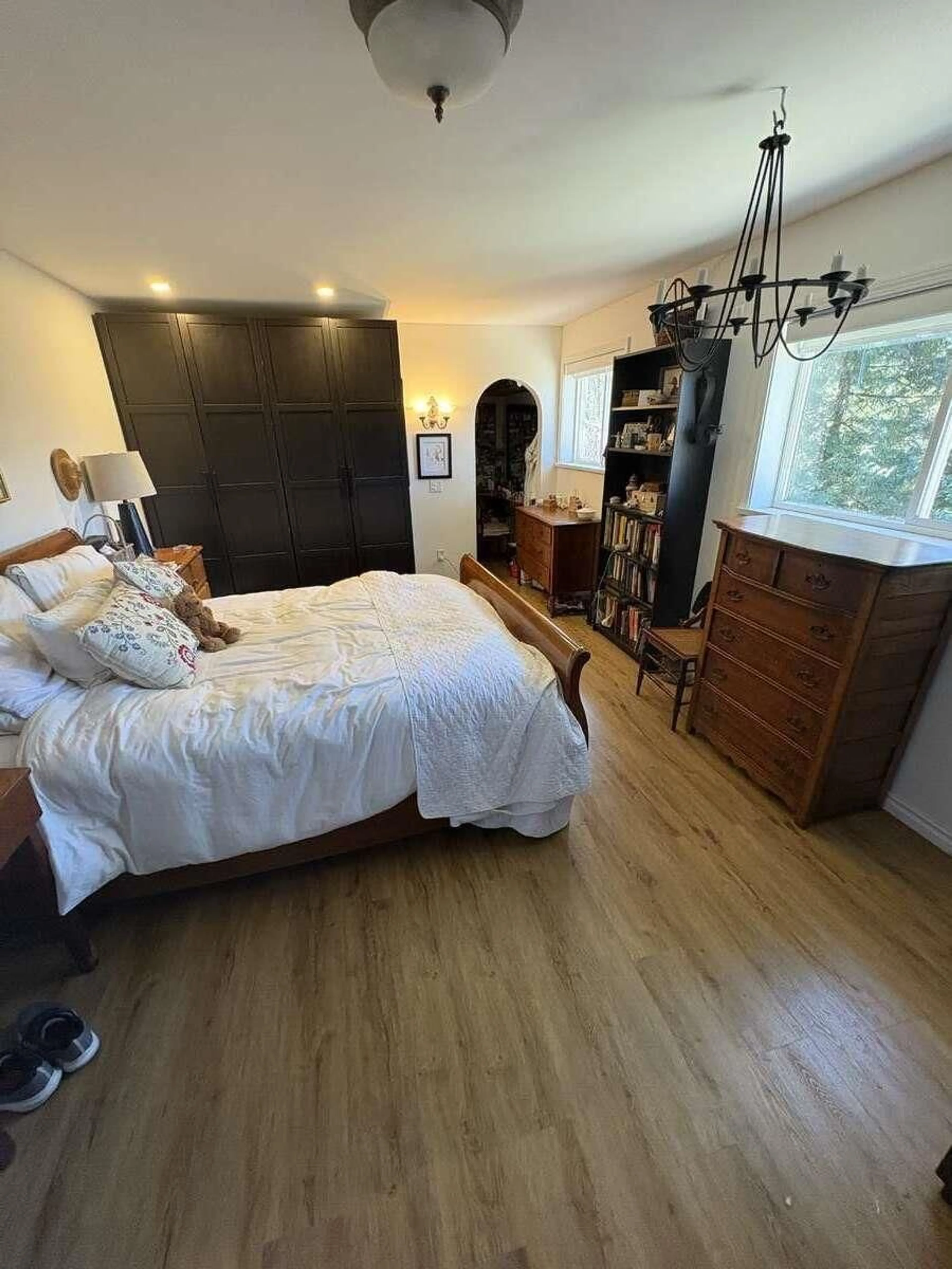 A pic of a room for 7397 BATES ROAD, Delta British Columbia V4C6X2