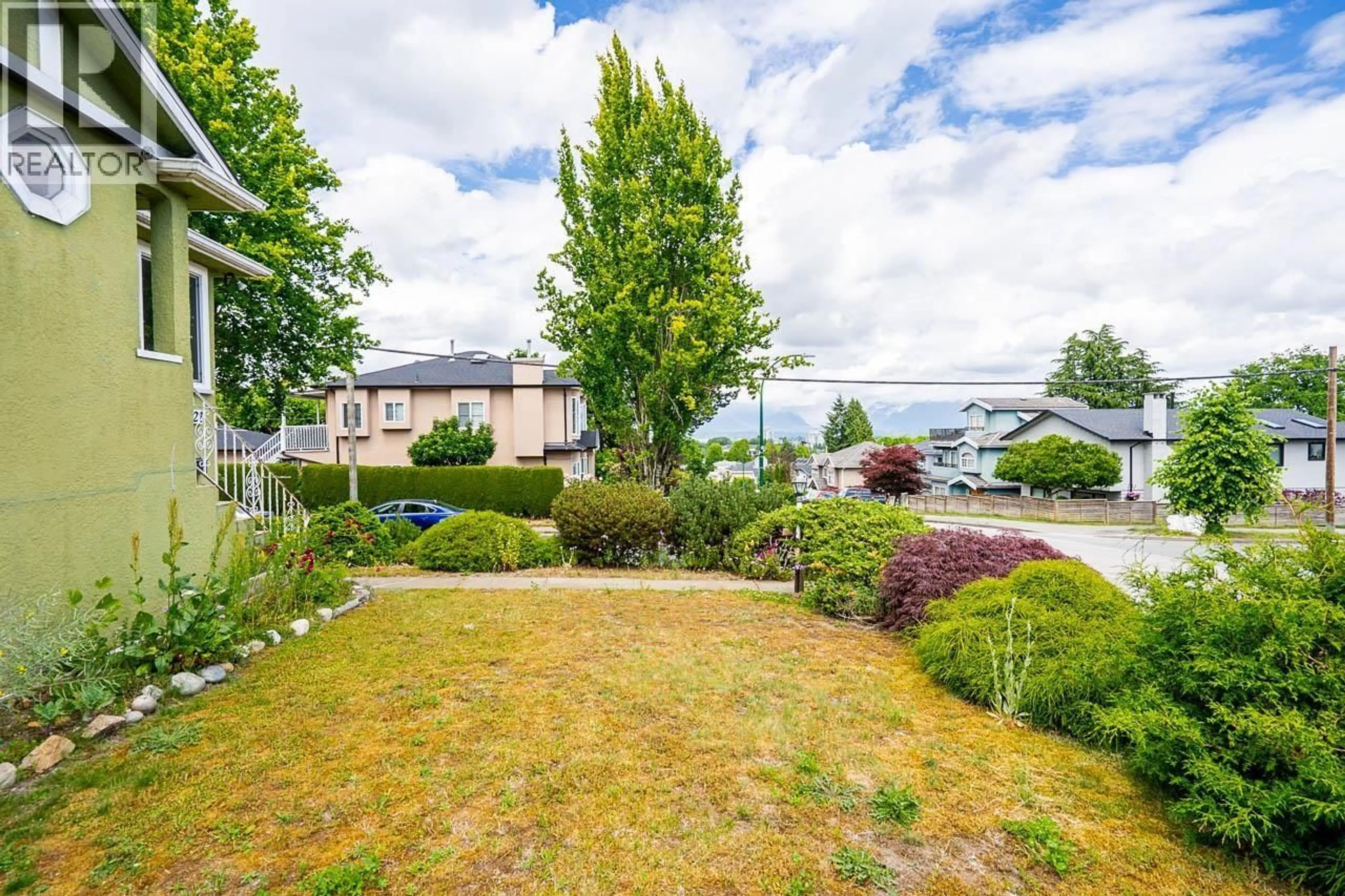 A pic from outside/outdoor area/front of a property/back of a property/a pic from drone, water/lake/river/ocean view for 5121 INVERNESS STREET, Vancouver British Columbia V5W3N9