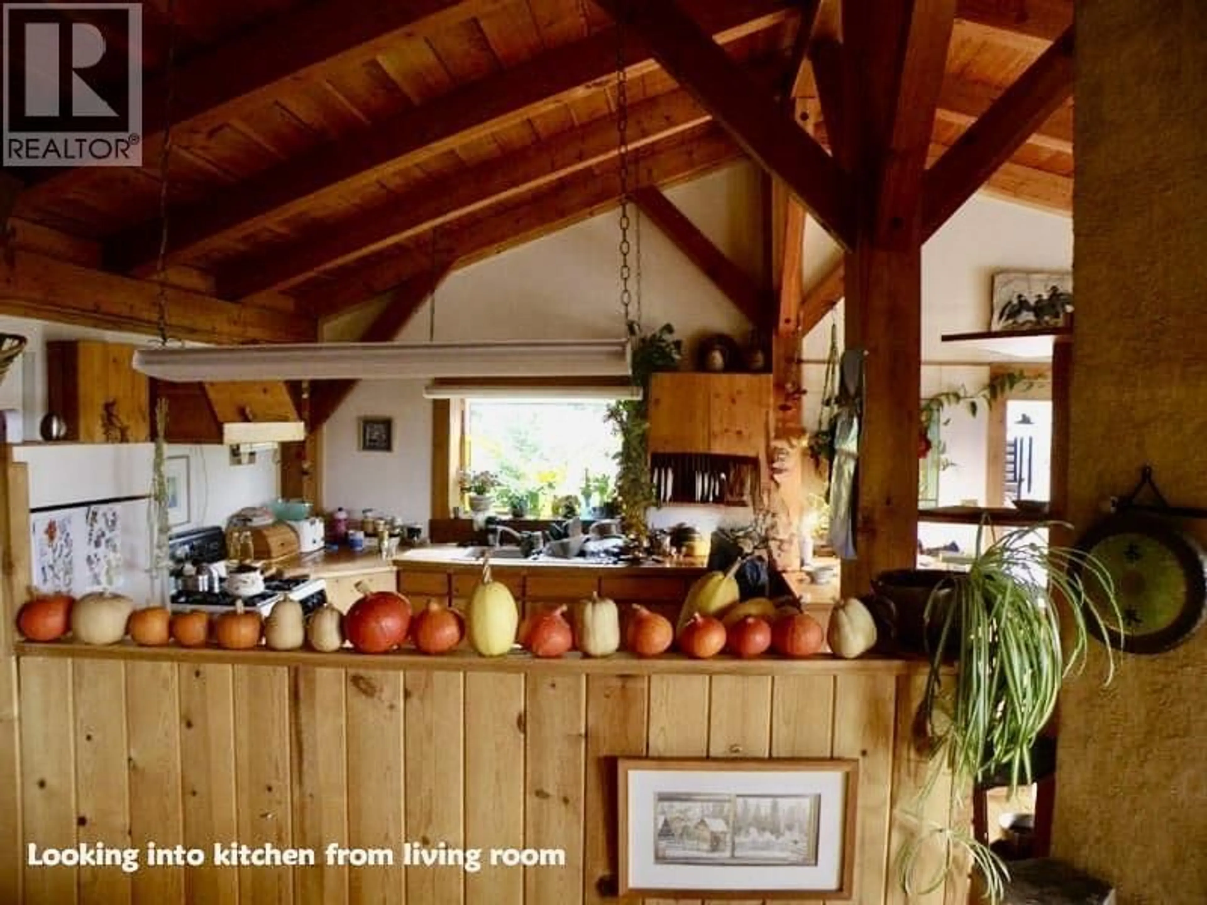Rustic kitchen, unknown for 9000 TOTE ROAD, Williams Lake British Columbia V0L1C0