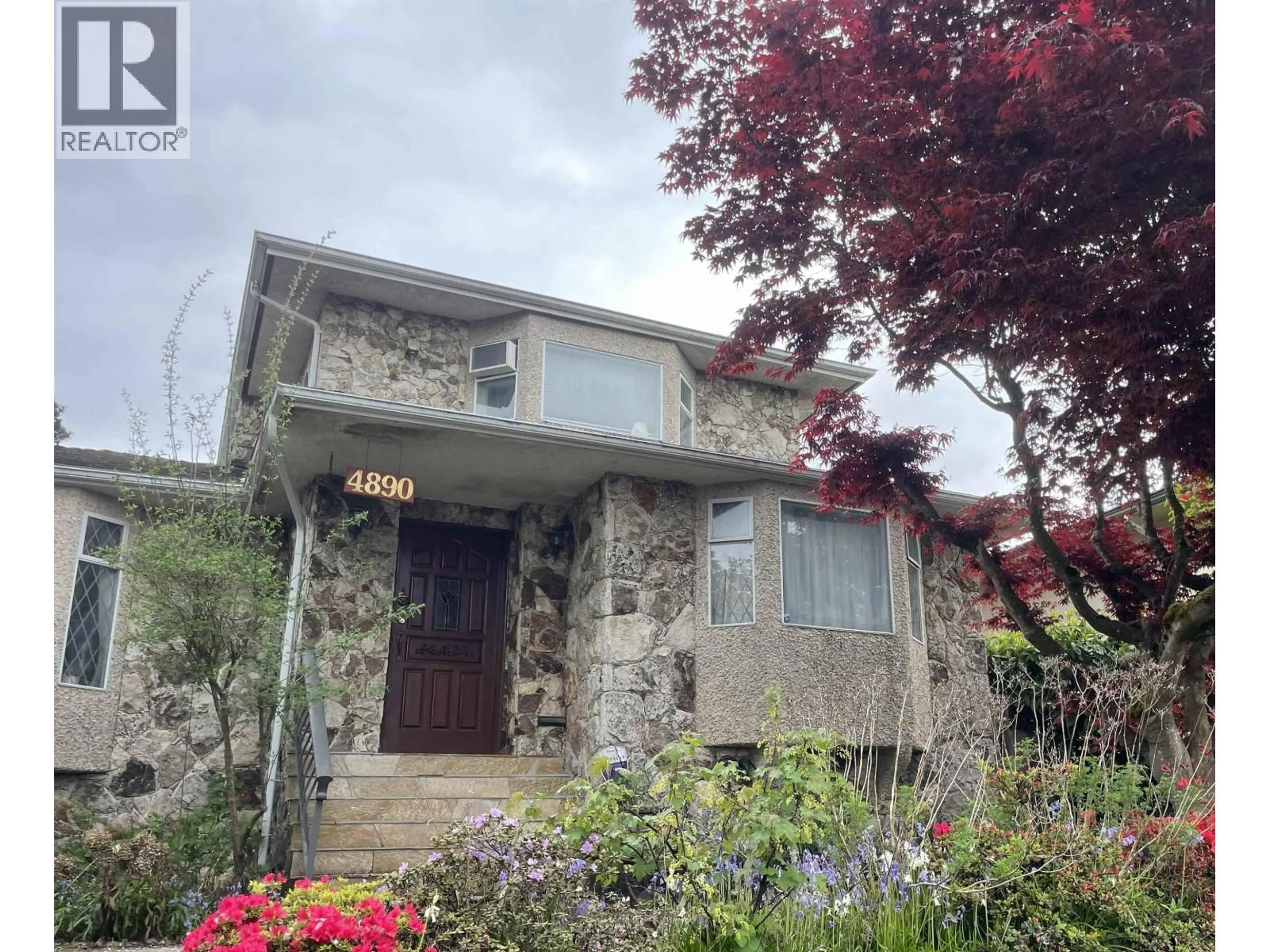 Home with vinyl exterior material, street for 4890 SOUTHLAWN DRIVE, Burnaby British Columbia V5C3S6