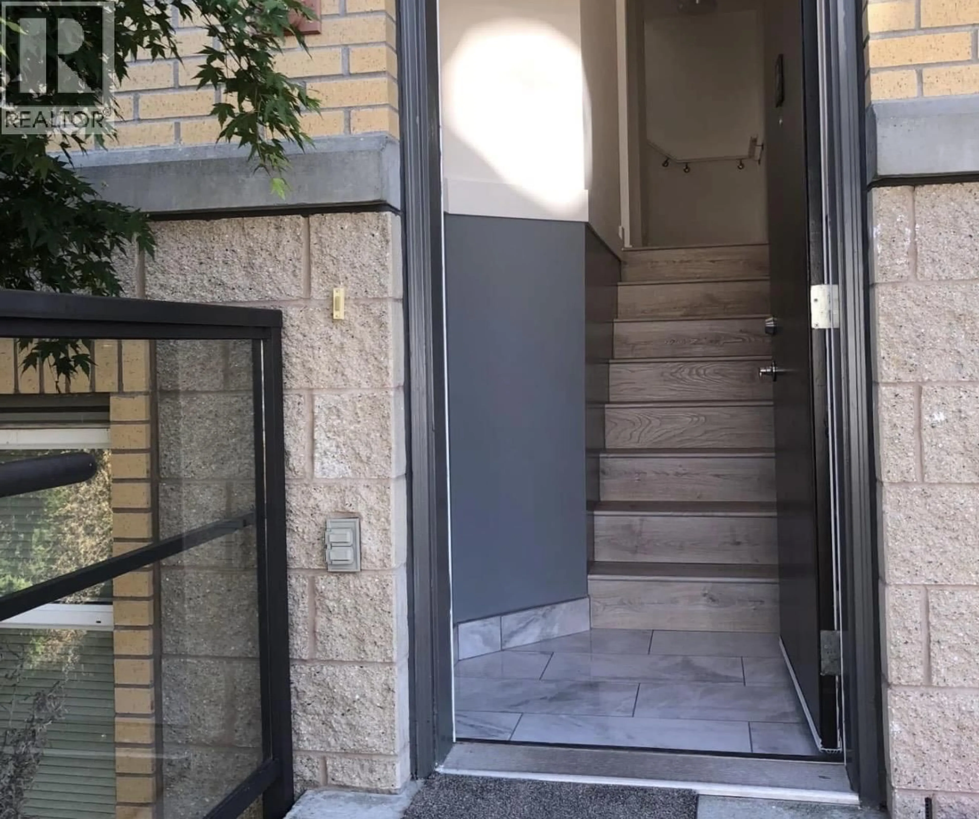 Unknown for 206 - 5649 KINGS ROAD, Vancouver British Columbia V6T1K9
