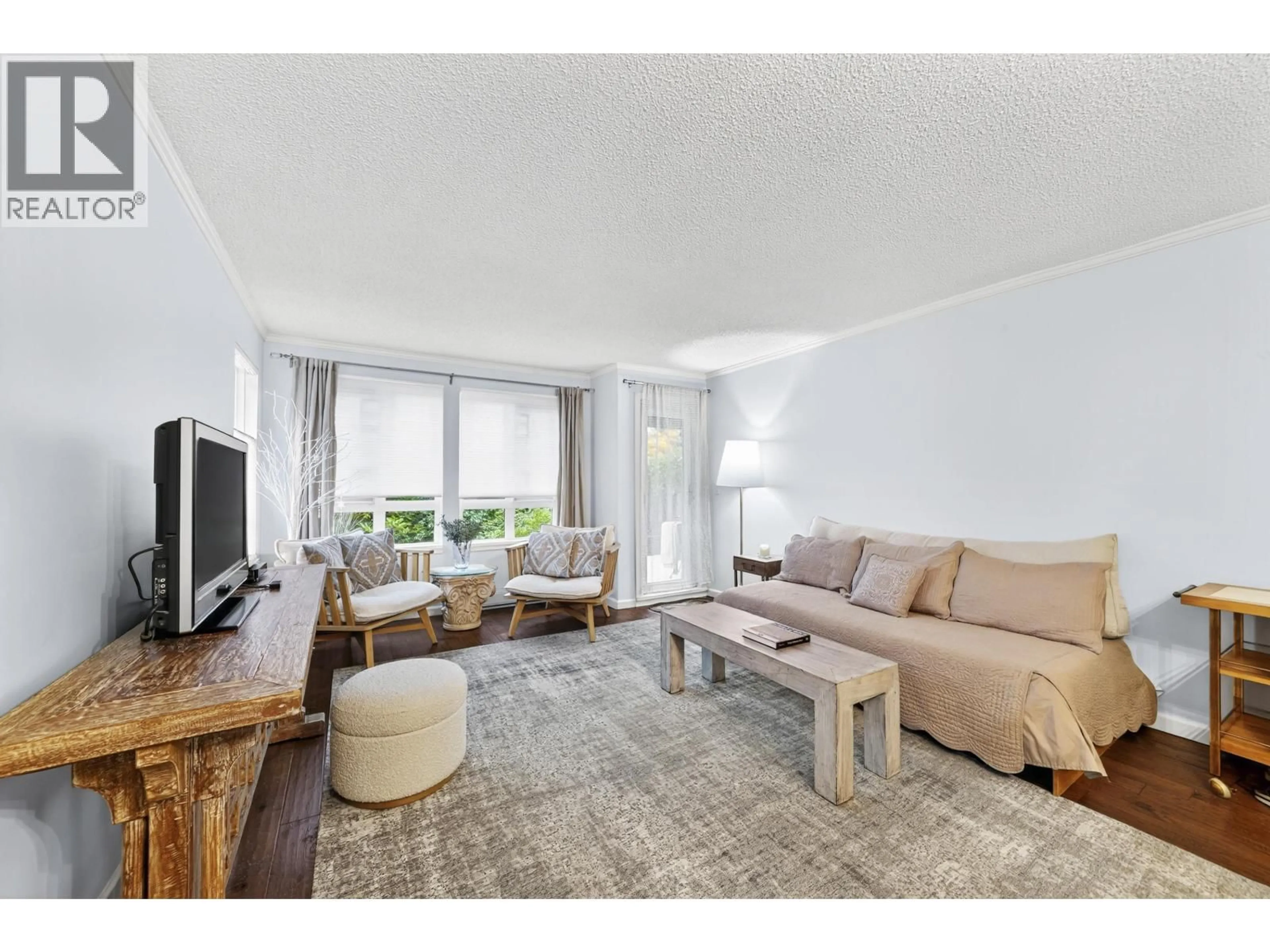Living room with furniture, unknown for 104 - 1551 11TH AVENUE, Vancouver British Columbia V6J2B5