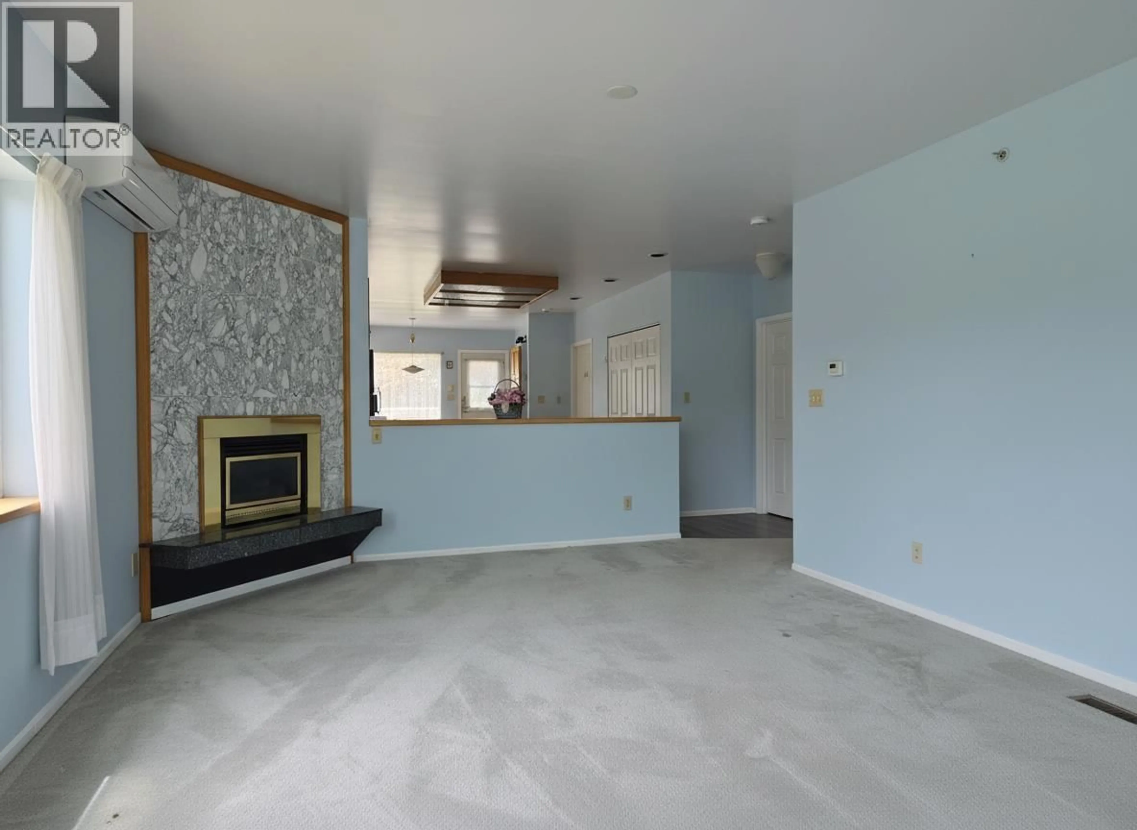 A pic of a room for 4298 MCGILL STREET, Burnaby British Columbia V5C1M9