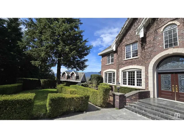 8504 HUCKLEBERRY PLACE, Chilliwack 3