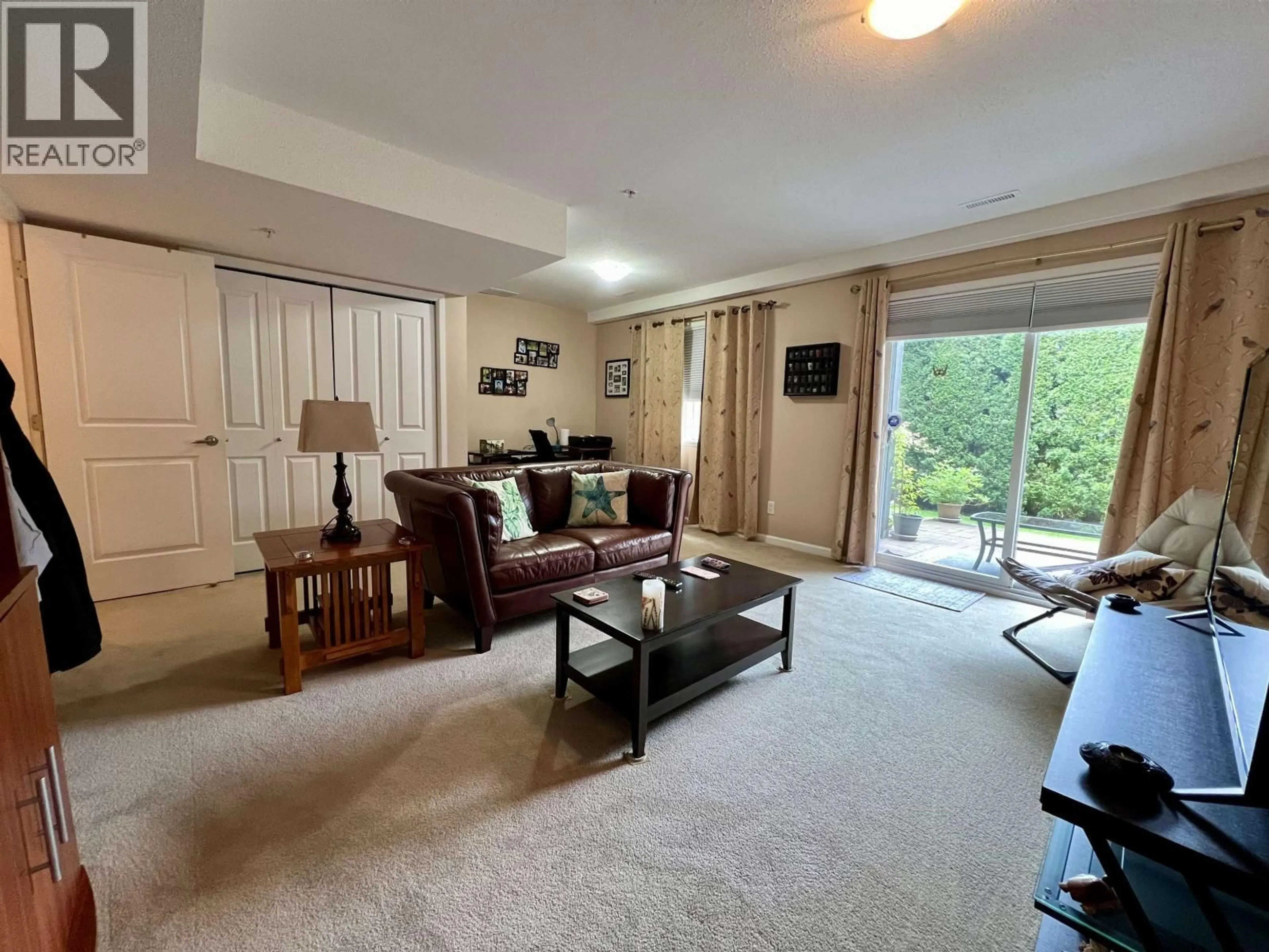 Living room with furniture, unknown for 30 - 3127 SKEENA STREET, Port Coquitlam British Columbia V3B8G5