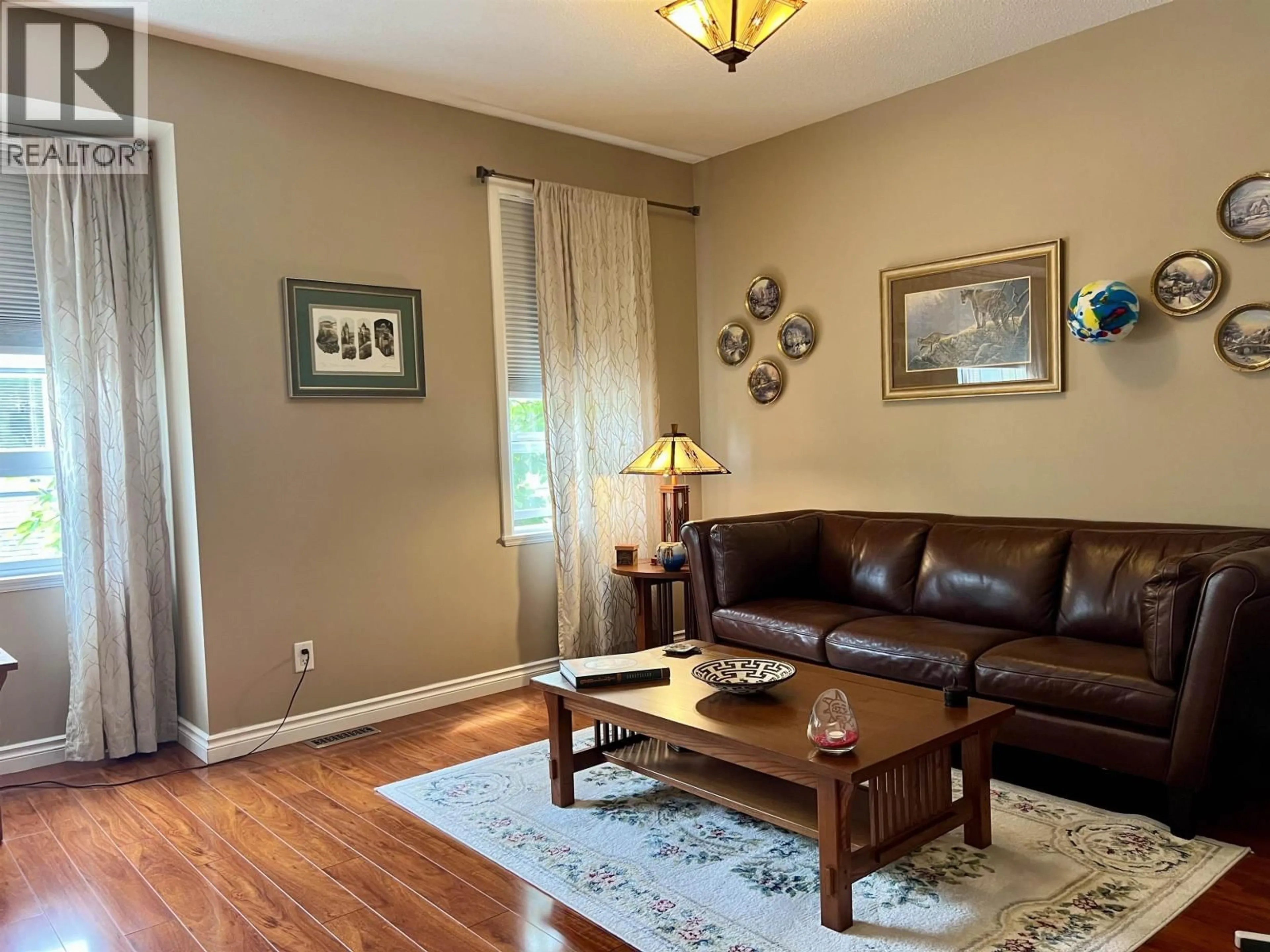Living room with furniture, wood/laminate floor for 30 - 3127 SKEENA STREET, Port Coquitlam British Columbia V3B8G5