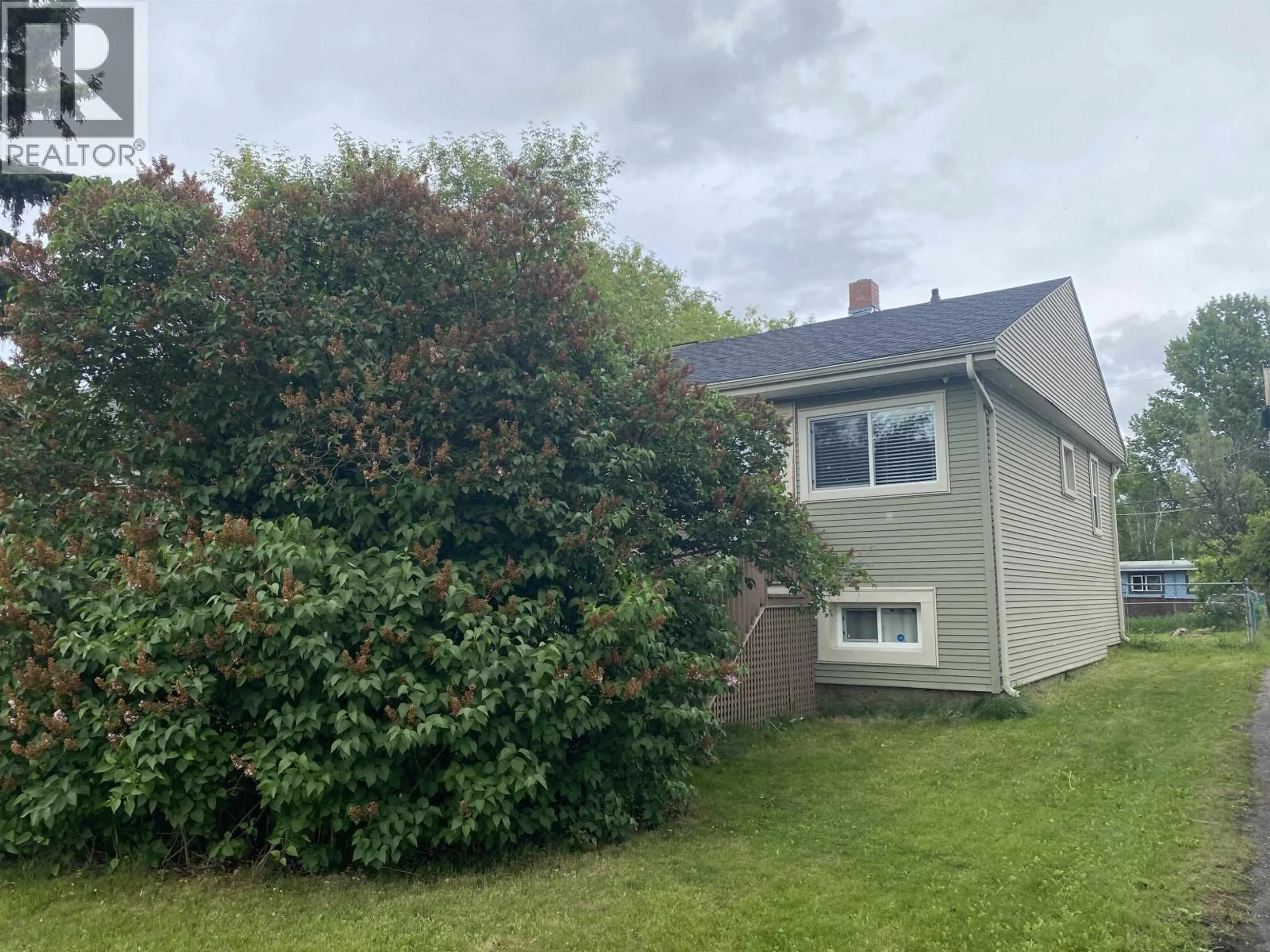 Unknown for 1822 OAK STREET, Prince George British Columbia V2L1Z2
