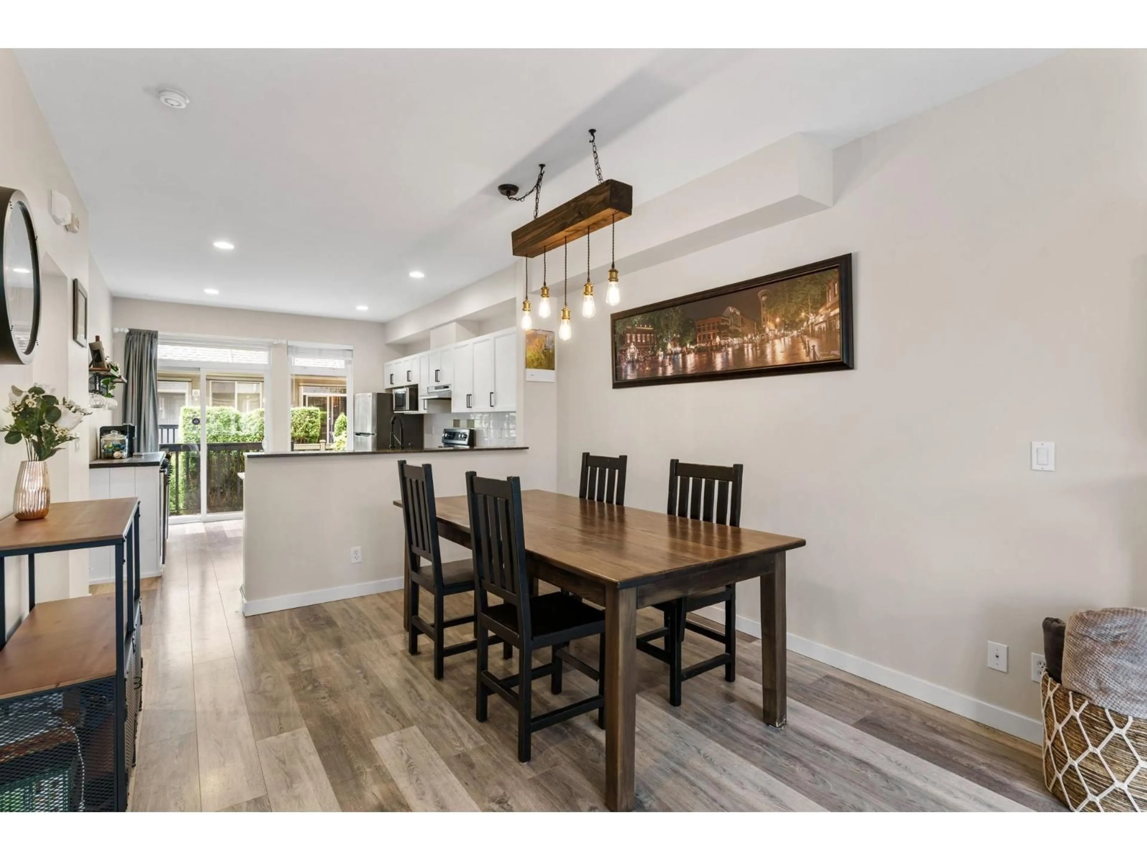 Open concept kitchen, wood/laminate floor for 6 - 16772 61 AVENUE, Surrey British Columbia V3S4P2