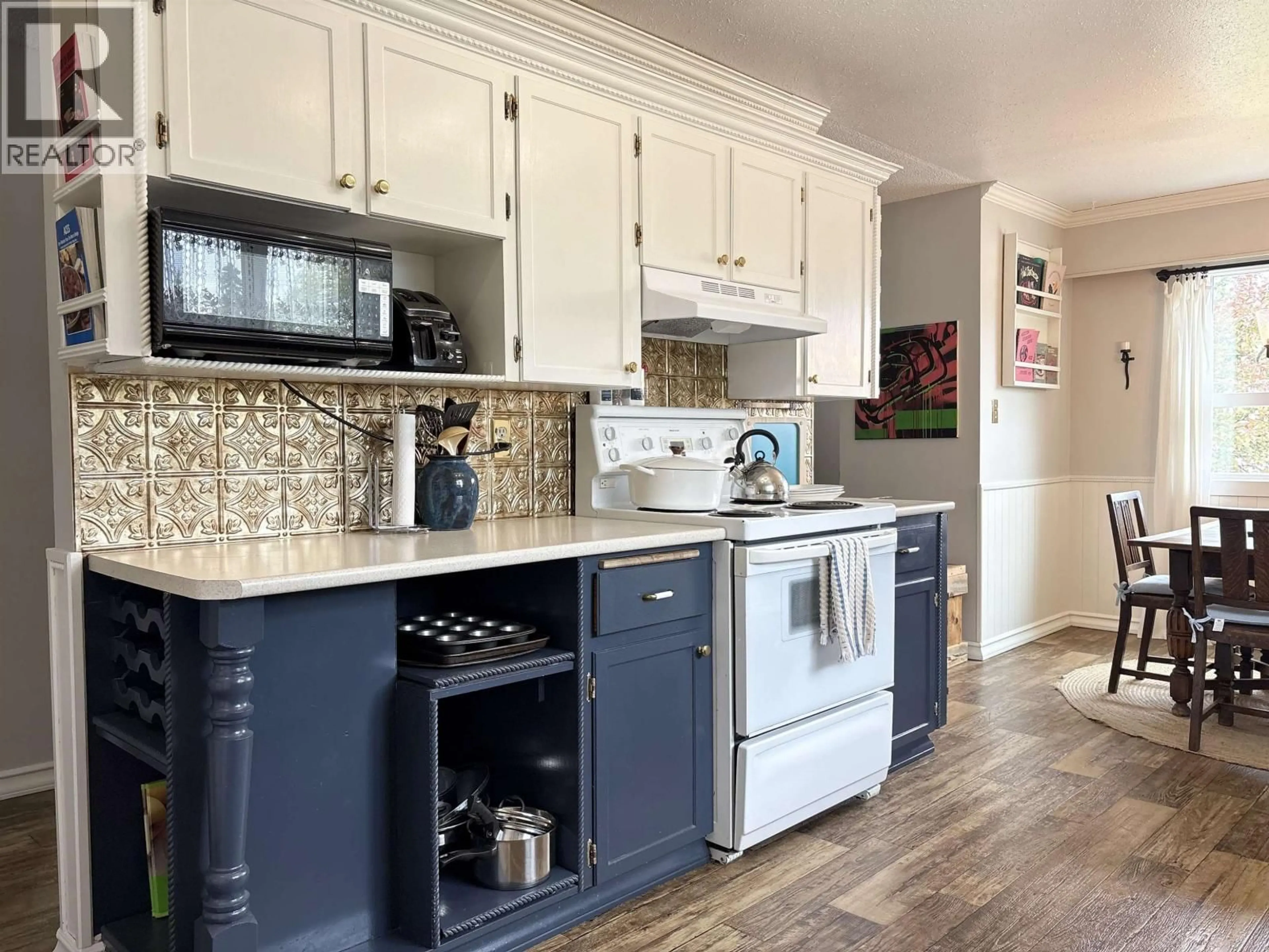 Open concept kitchen, unknown for 2375 SHEARER CRESCENT, Prince George British Columbia V2N3B7