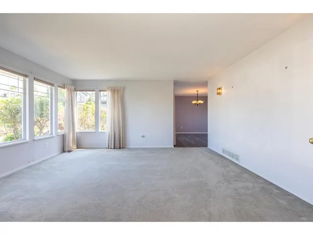 6279 171 STREET, Surrey 5