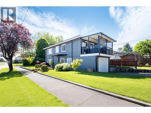3696 26TH AVENUE, Vancouver 2