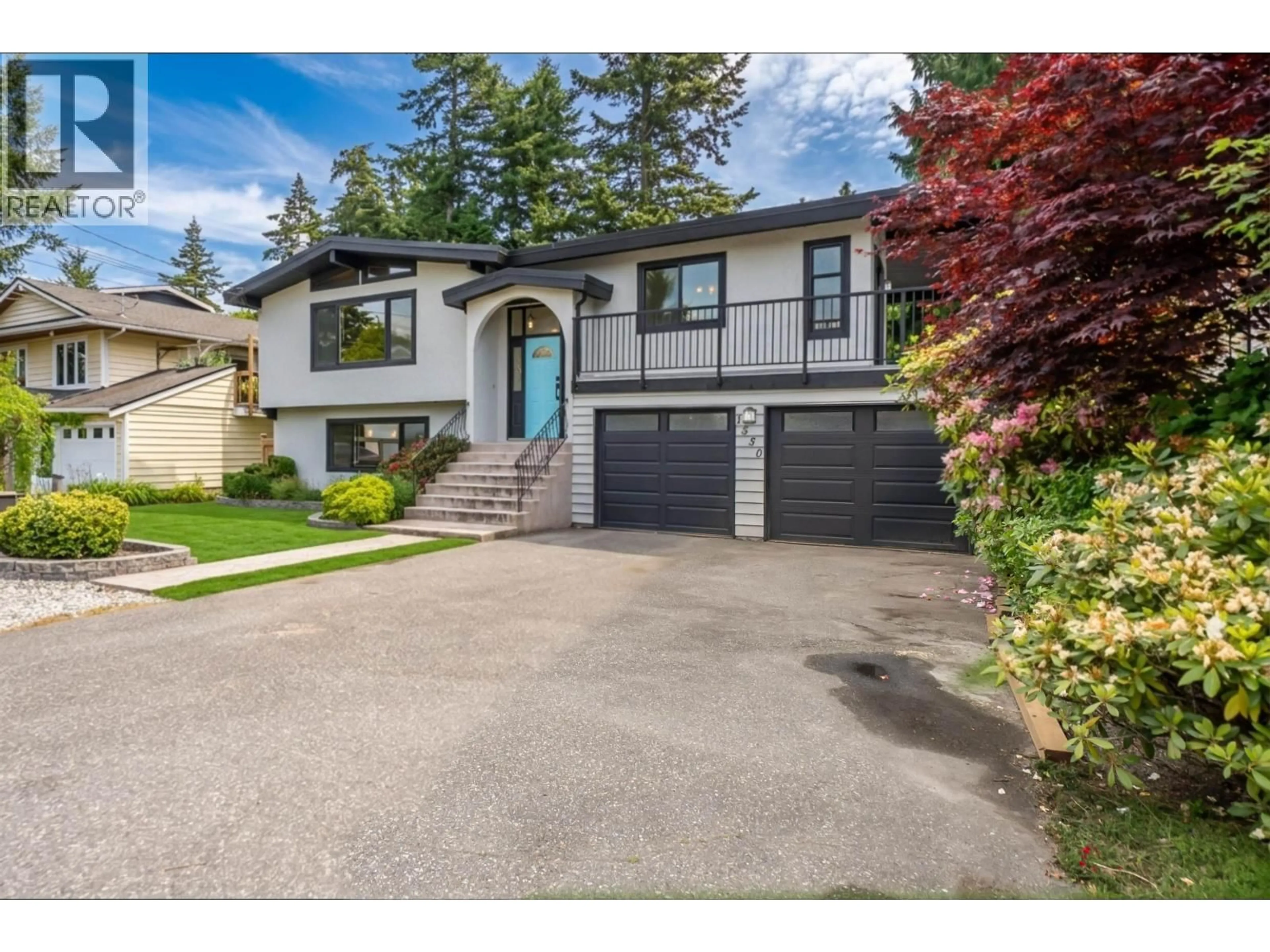 Home with vinyl exterior material, street for 1550 FARRELL AVENUE, Delta British Columbia V4L1V7