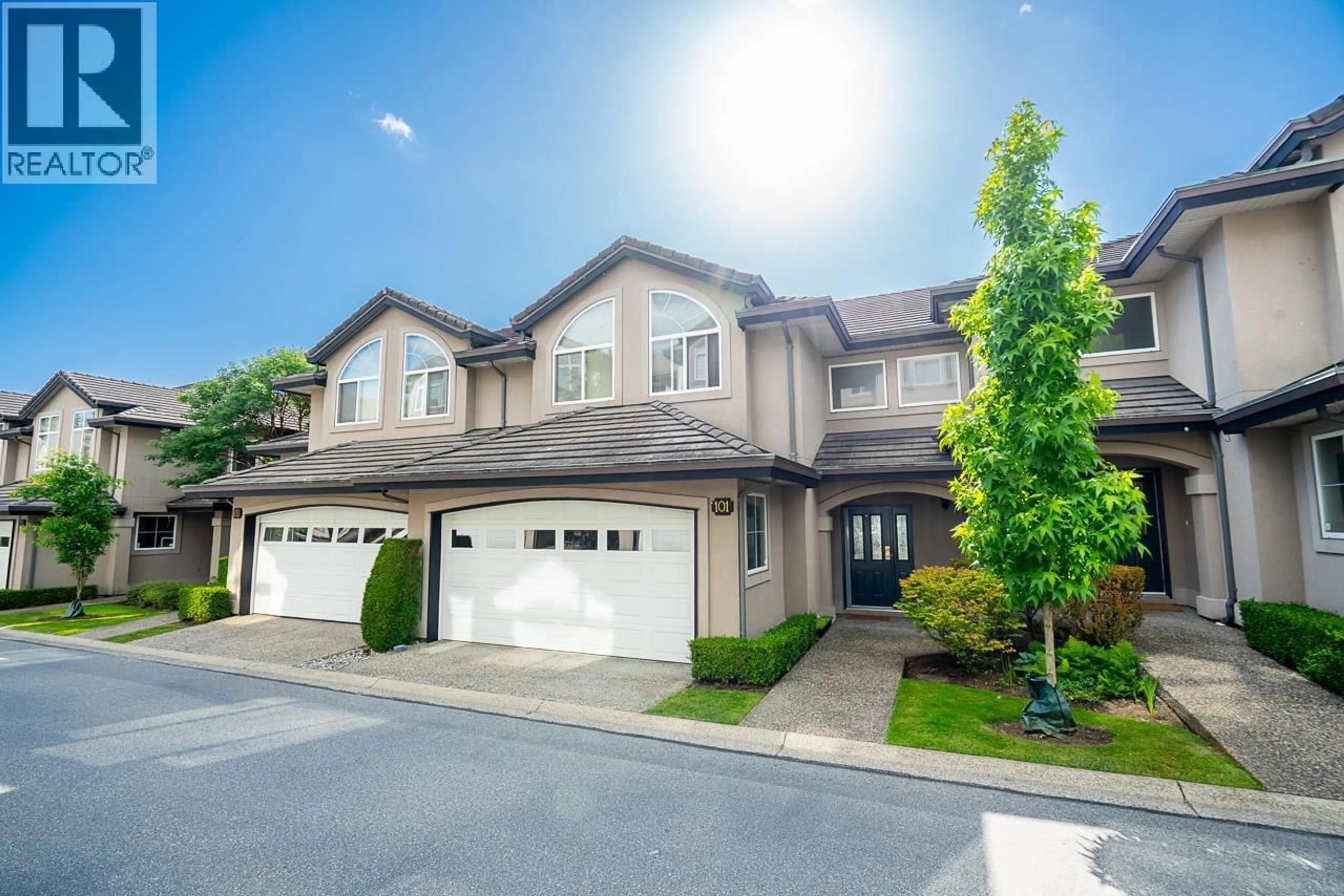 A pic from outside/outdoor area/front of a property/back of a property/a pic from drone, street for 101 - 678 CITADEL DRIVE, Port Coquitlam British Columbia V3C6M7