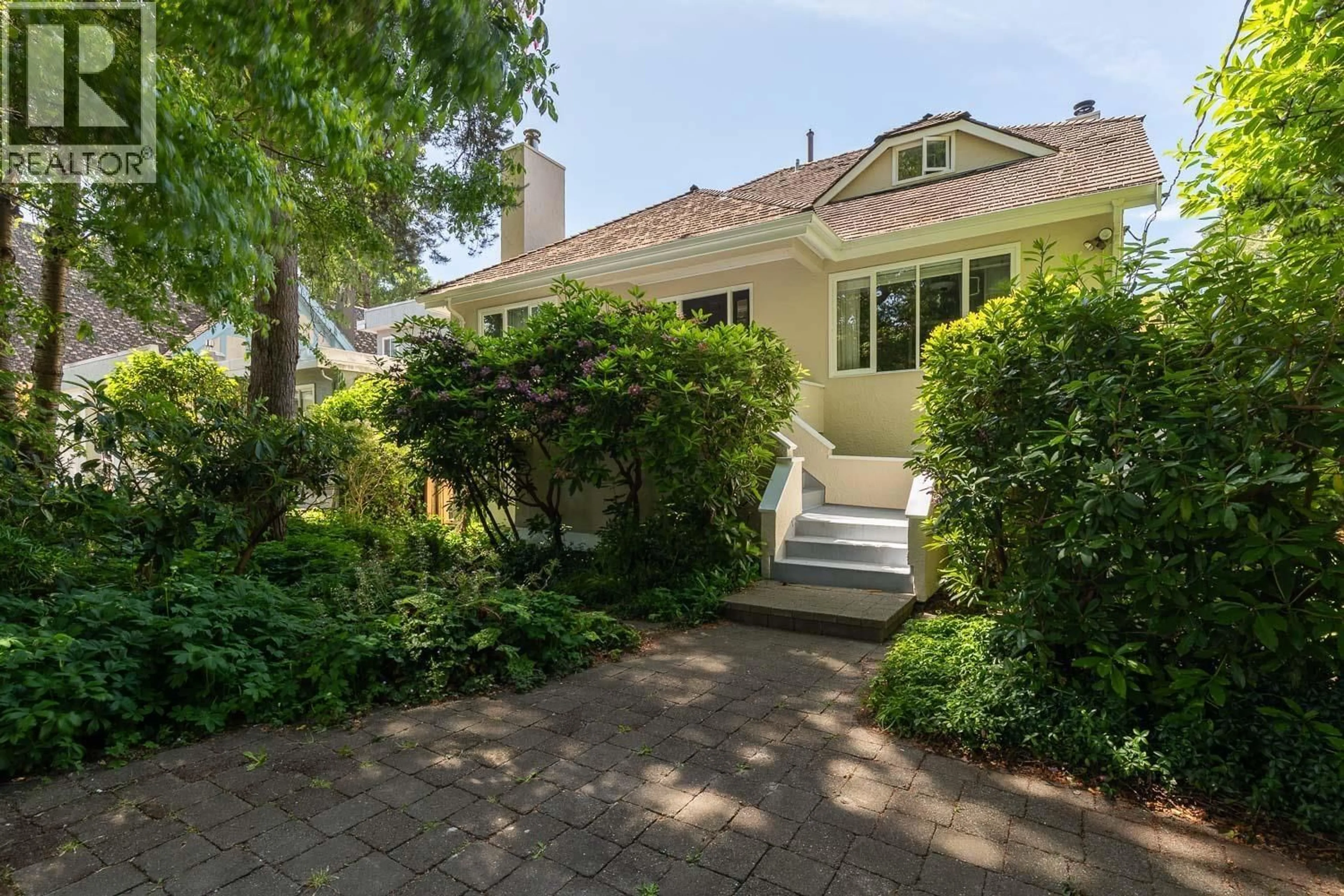 Unknown for 6309 DUNBAR STREET, Vancouver British Columbia V6N1X3