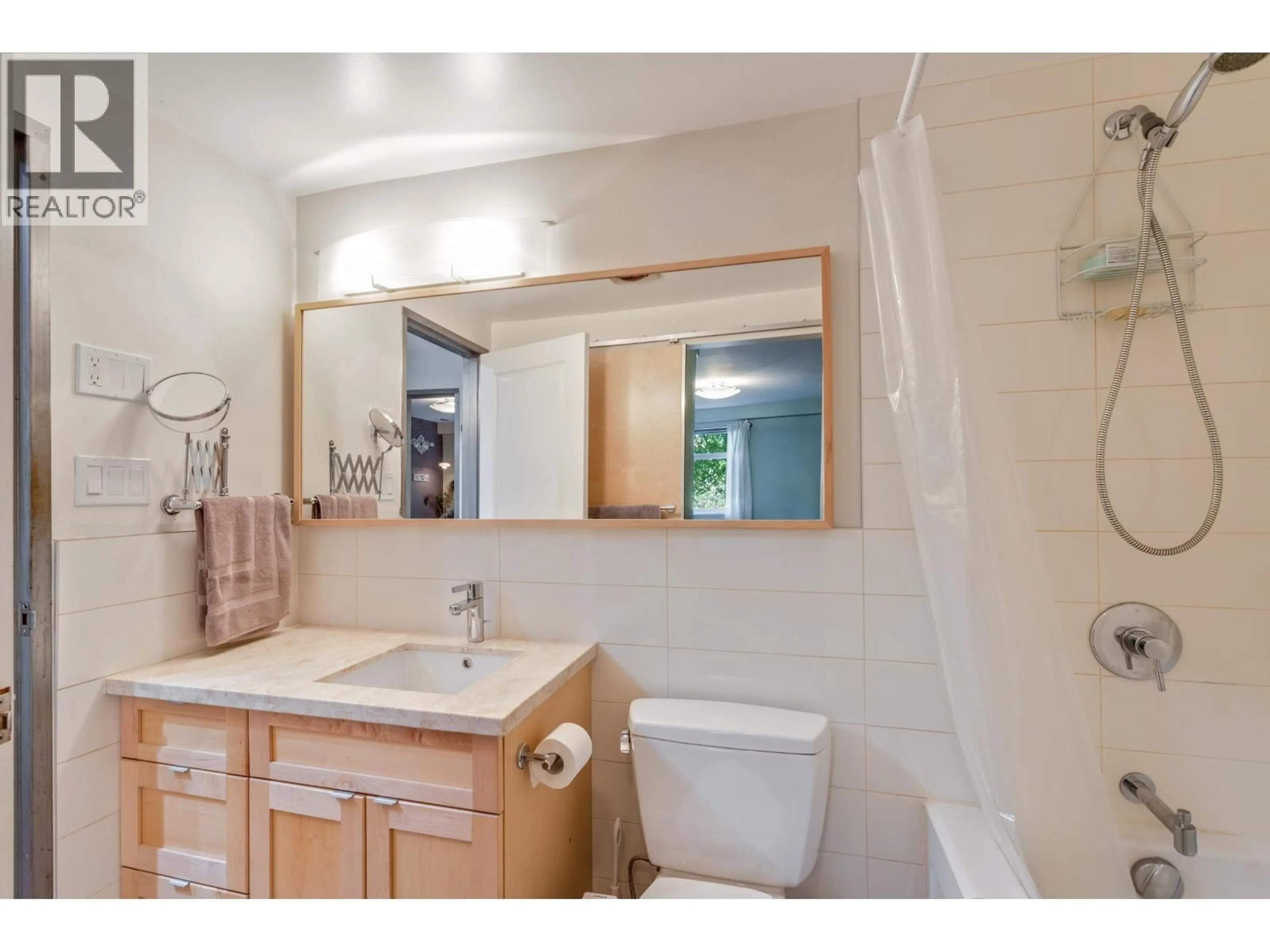 Standard bathroom, ceramic/tile floor for 102 - 680 5TH AVENUE, Vancouver British Columbia V5T1J2