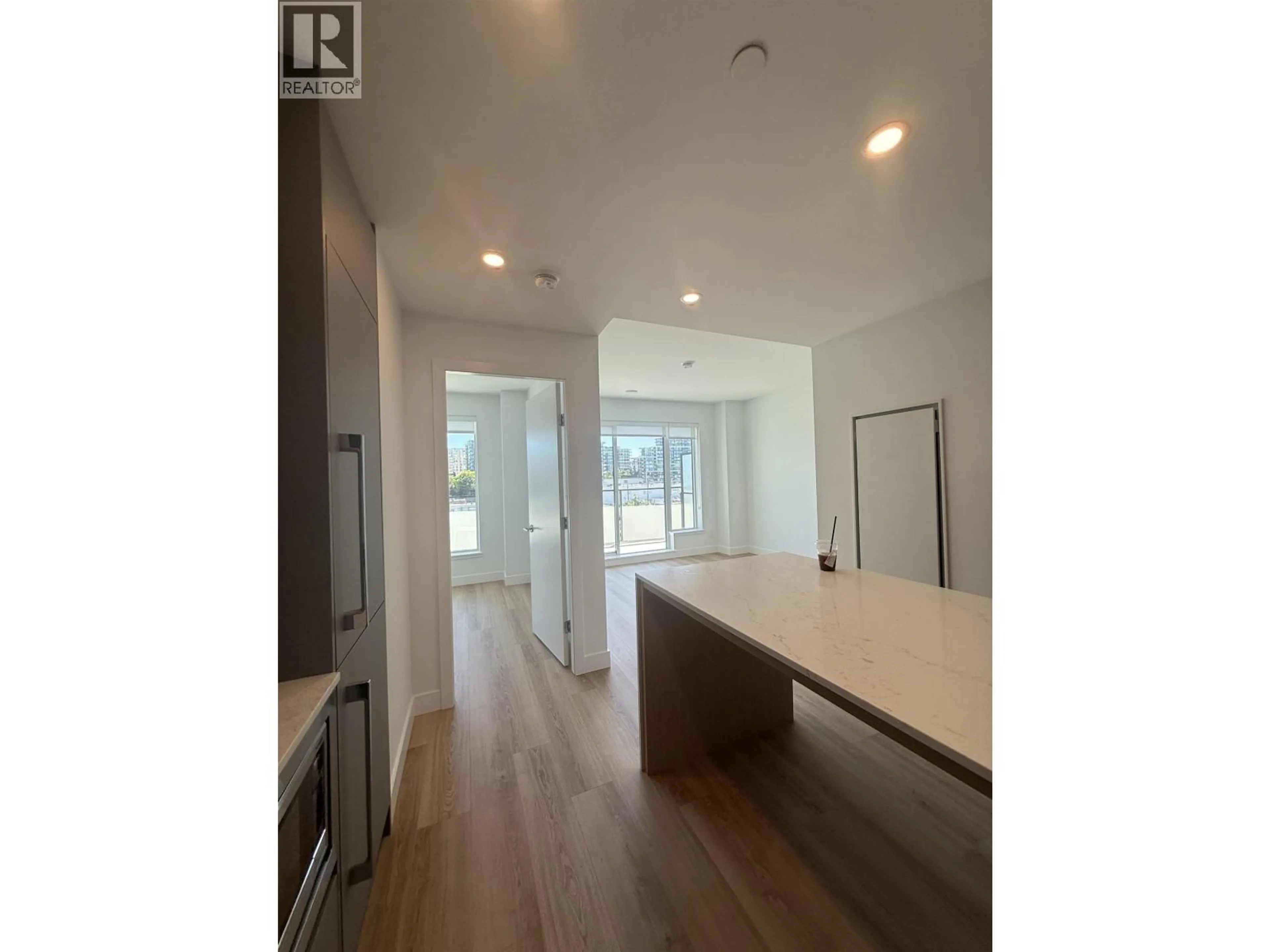 Open concept kitchen, unknown for 505 - 7977 LANSDOWNE ROAD, Richmond British Columbia V6X0X7