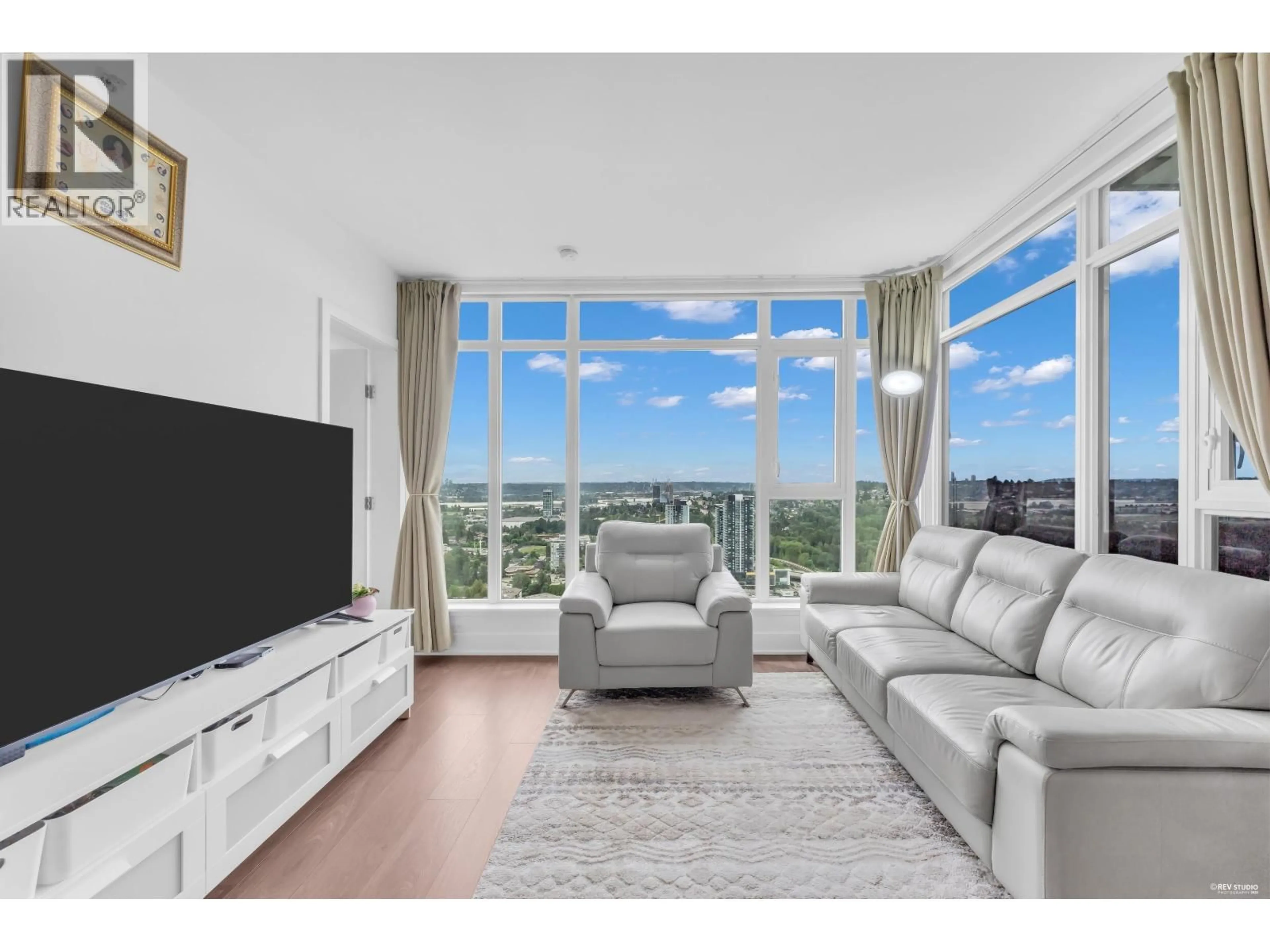Living room with furniture, unknown for 3008 - 450 WESTVIEW STREET, Coquitlam British Columbia V3K6C3
