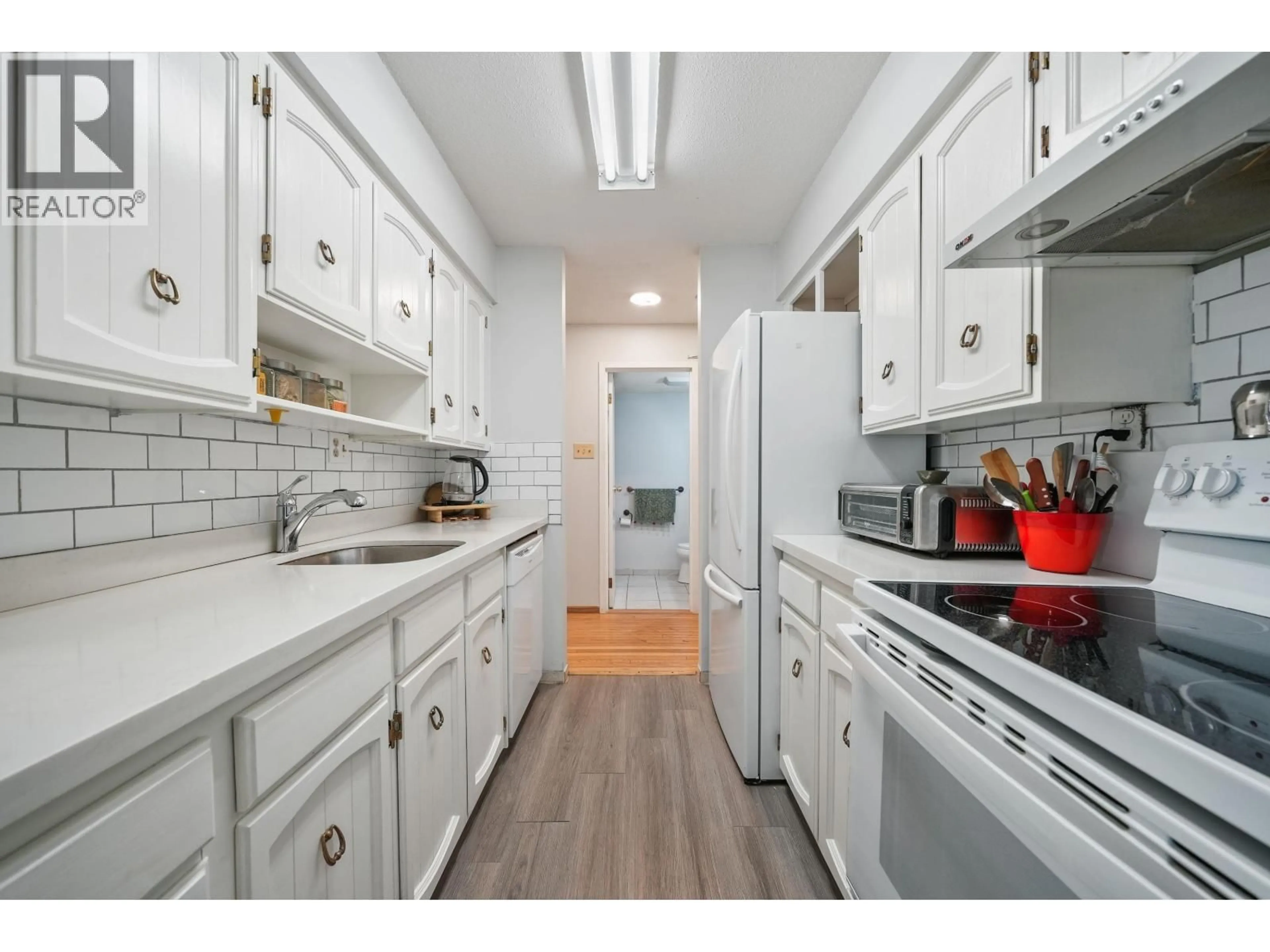 Standard kitchen, unknown for 202 - 8770 LAUREL STREET, Vancouver British Columbia V6P3V6