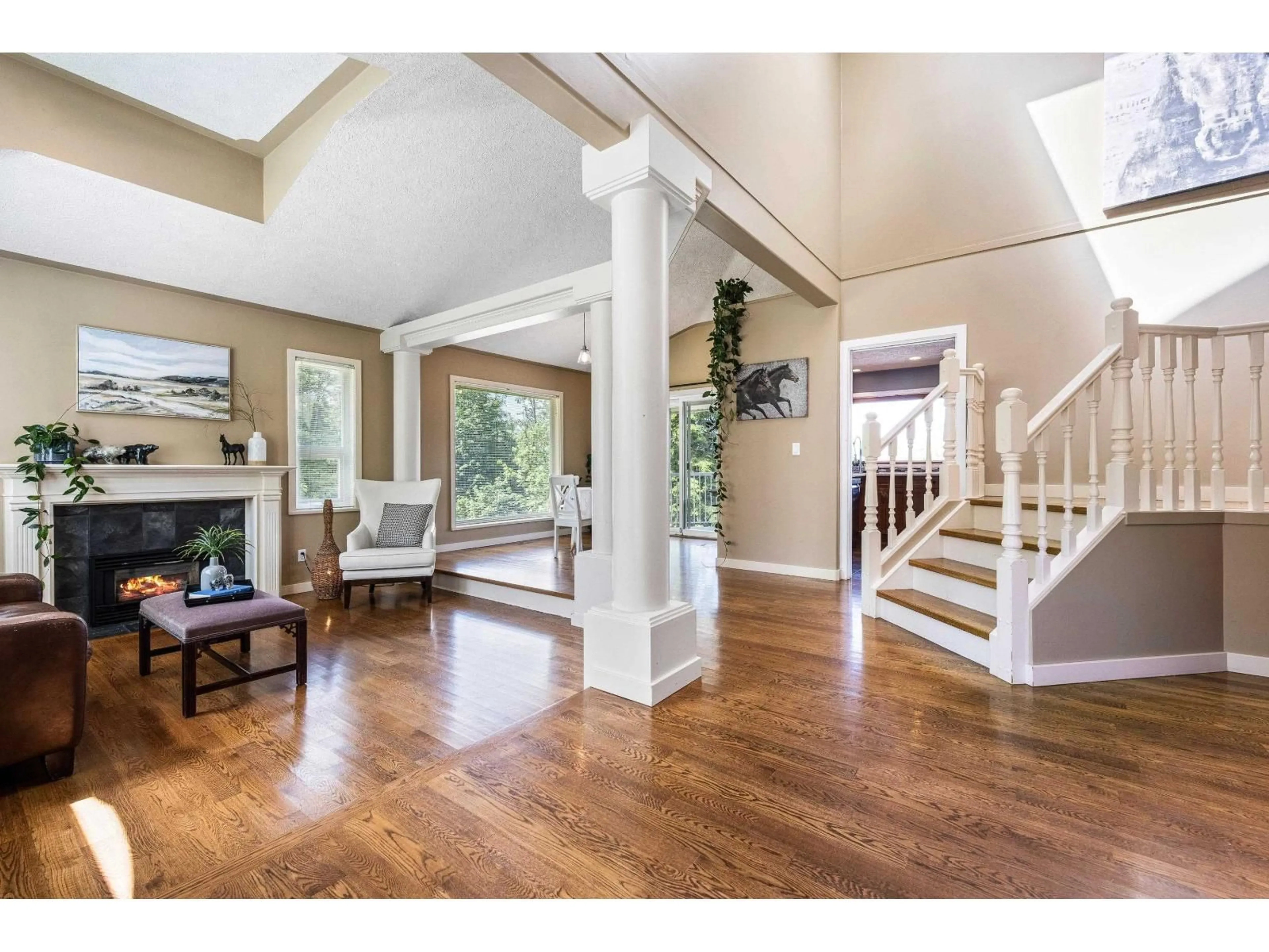 Indoor entryway for 8439 GRAND VIEW DRIVE, Chilliwack British Columbia V2R4A2