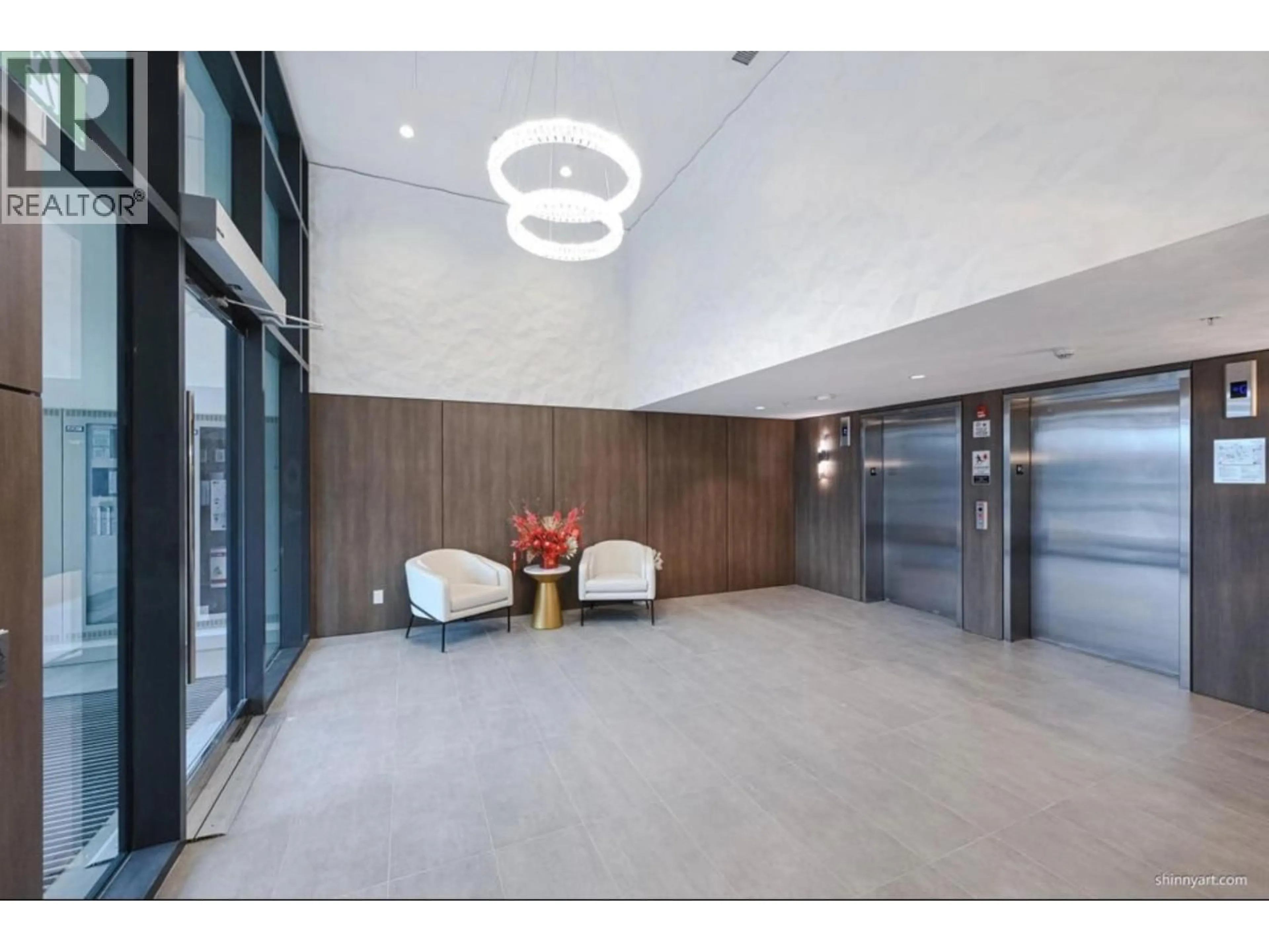 Indoor foyer for 512 - 5788 GILBERT ROAD, Richmond British Columbia V6X1B7