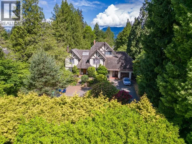 4755 4TH AVENUE, Vancouver 2