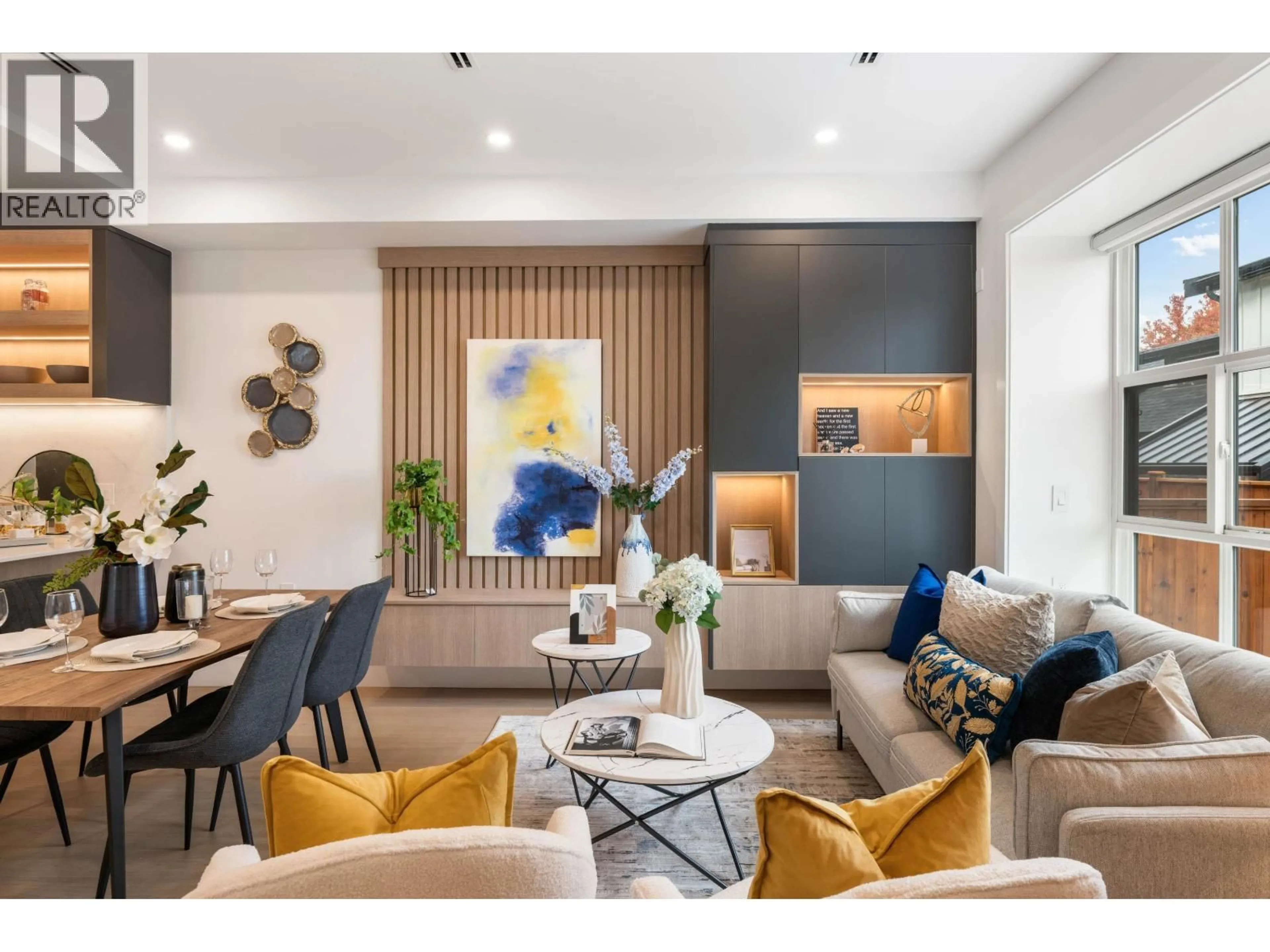 Living room with furniture, unknown for 2 - 3065 CHARLES STREET, Vancouver British Columbia V5K3B6
