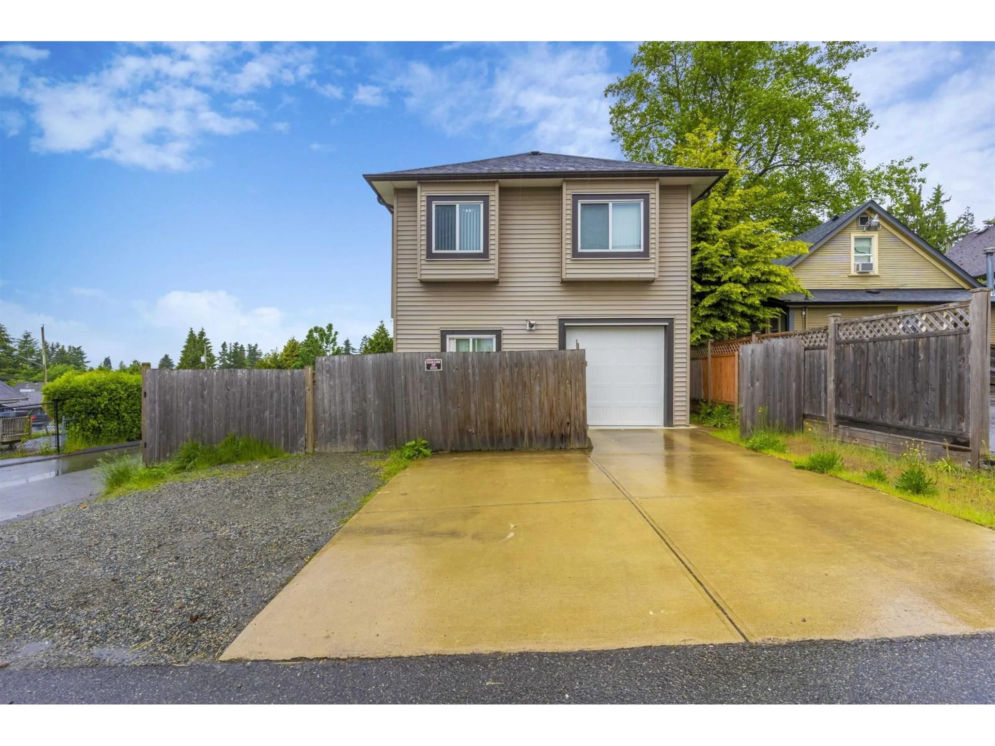 Unknown for 7430 GRAND STREET, Mission British Columbia V2V3S5