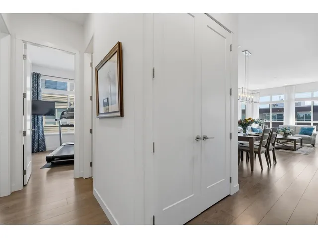 502 - 33540 MAYFAIR AVENUE, Abbotsford 4