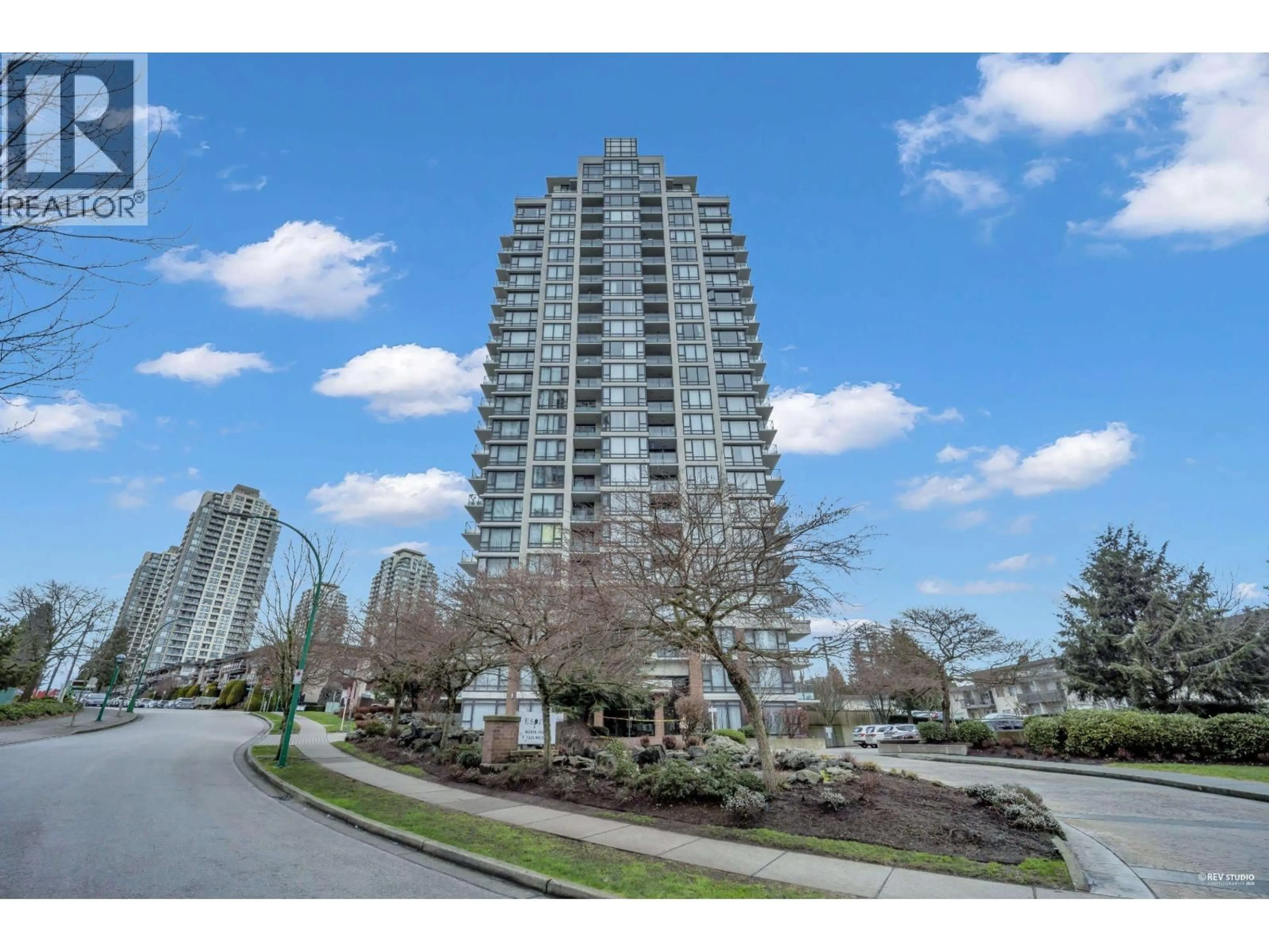 Unknown for 802 - 7325 ARCOLA STREET, Burnaby British Columbia V5E0A8