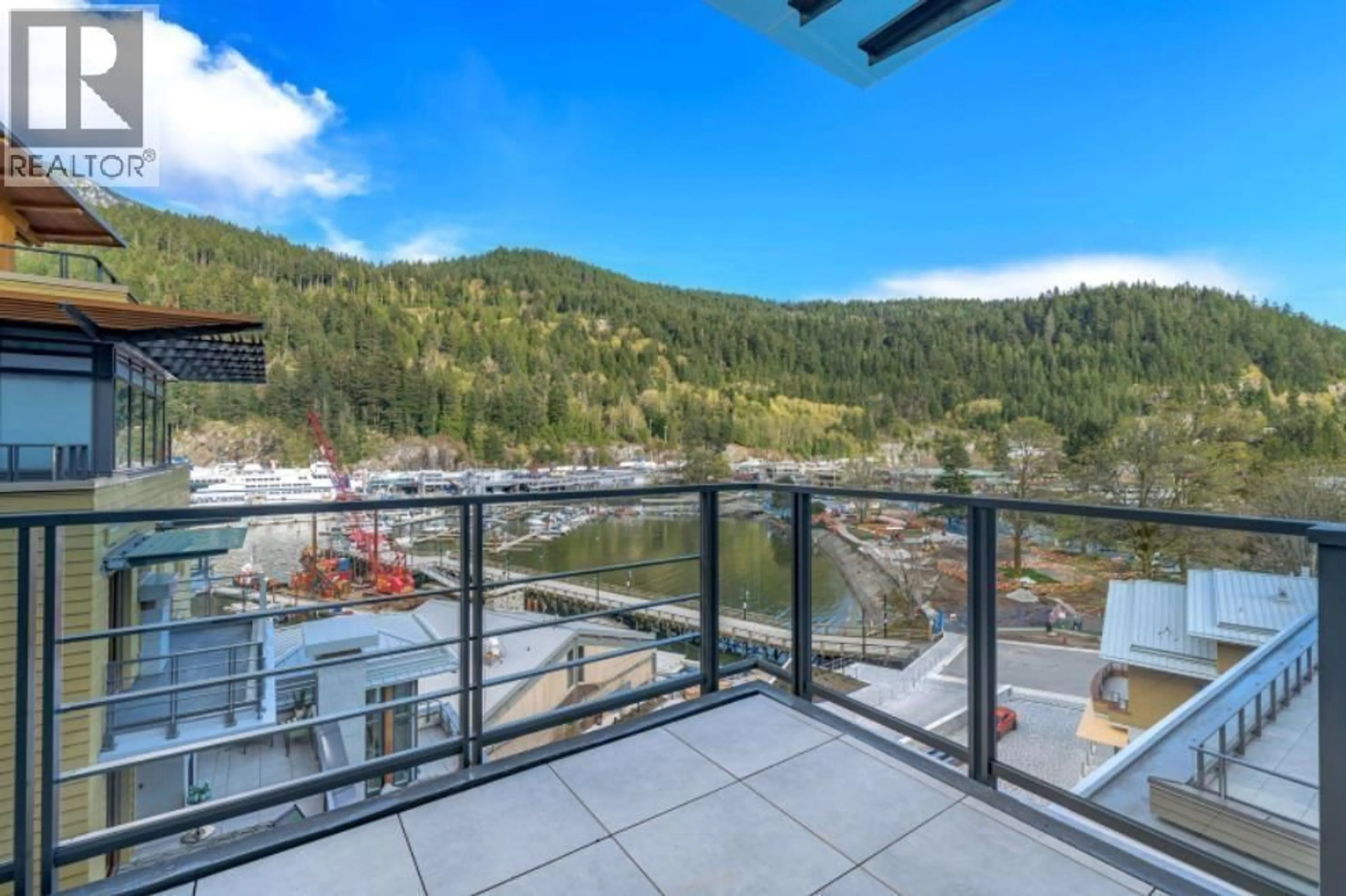 Patio, water/lake/river/ocean view for 603 - 6699 NELSON AVENUE, West Vancouver British Columbia V7W2B2