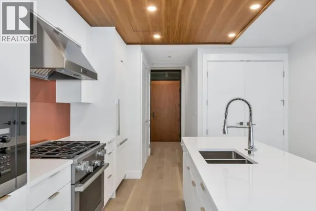 603 - 6699 NELSON AVENUE, West Vancouver 3