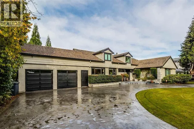 5975 CHANCELLOR BOULEVARD, Vancouver 2
