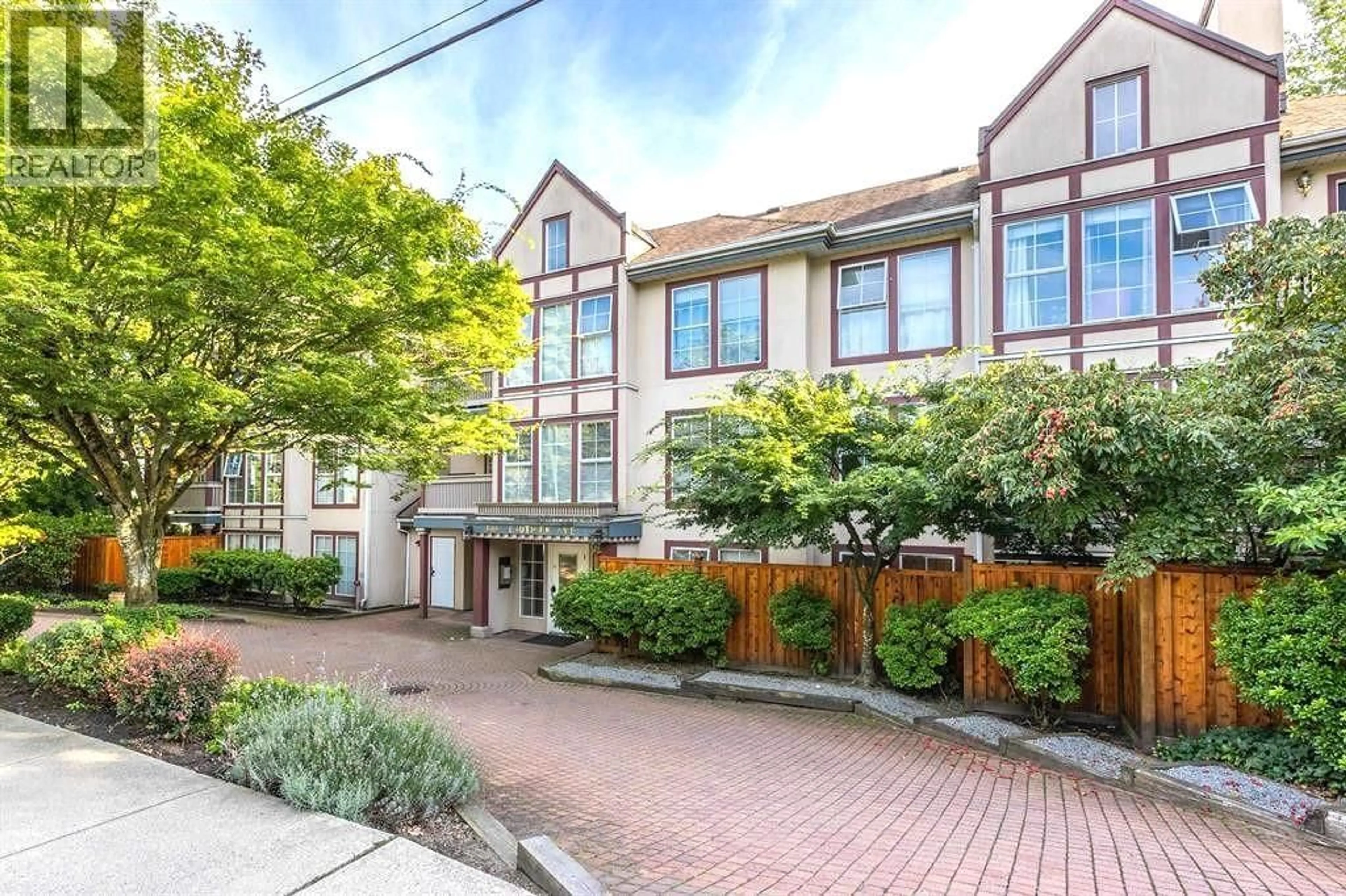 Unknown for 402 - 888 GAUTHIER AVENUE, Coquitlam British Columbia V3K6Y1