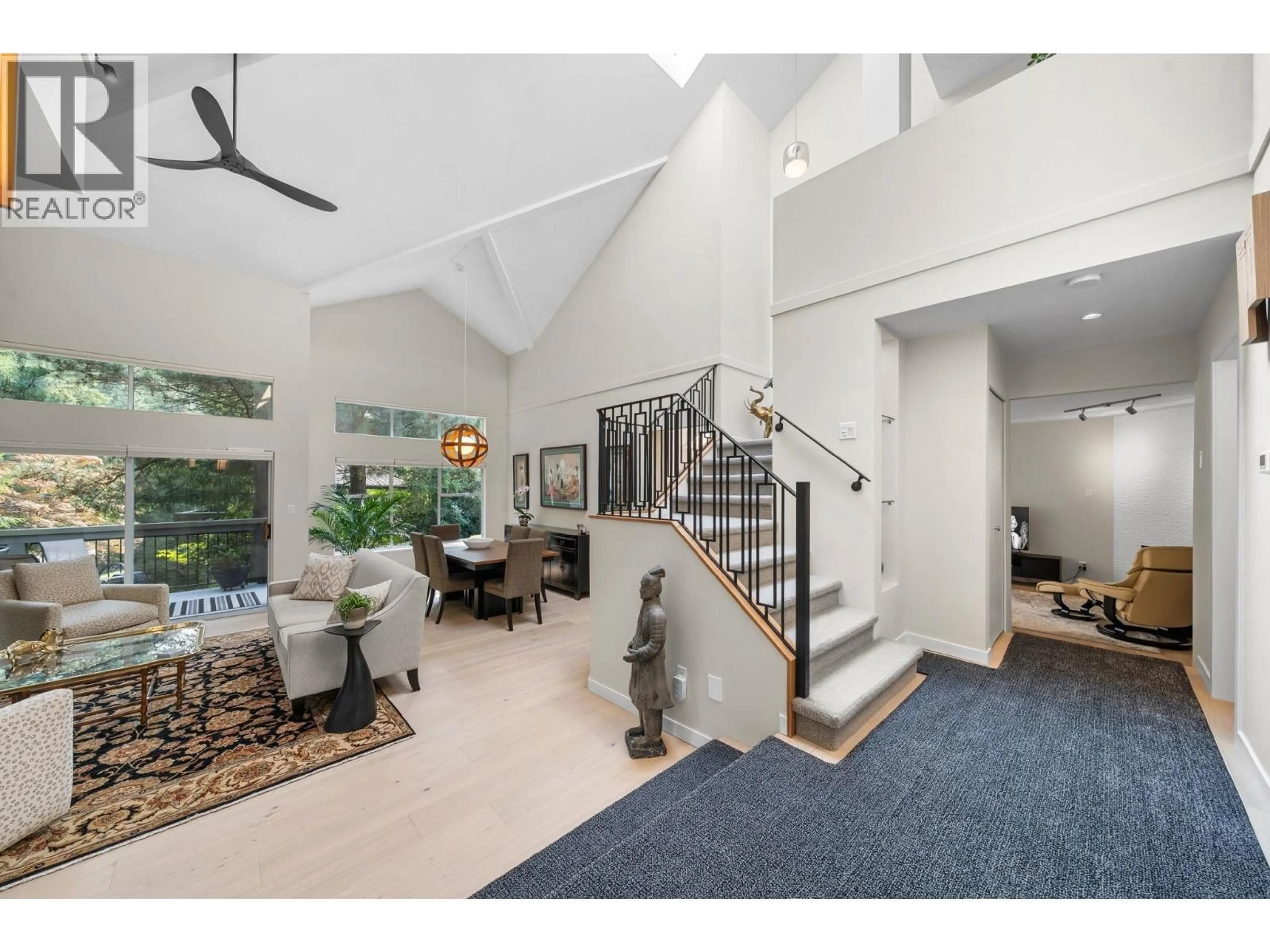 Indoor foyer for 13 - 1900 INDIAN RIVER CRESCENT, North Vancouver British Columbia V7G2R1