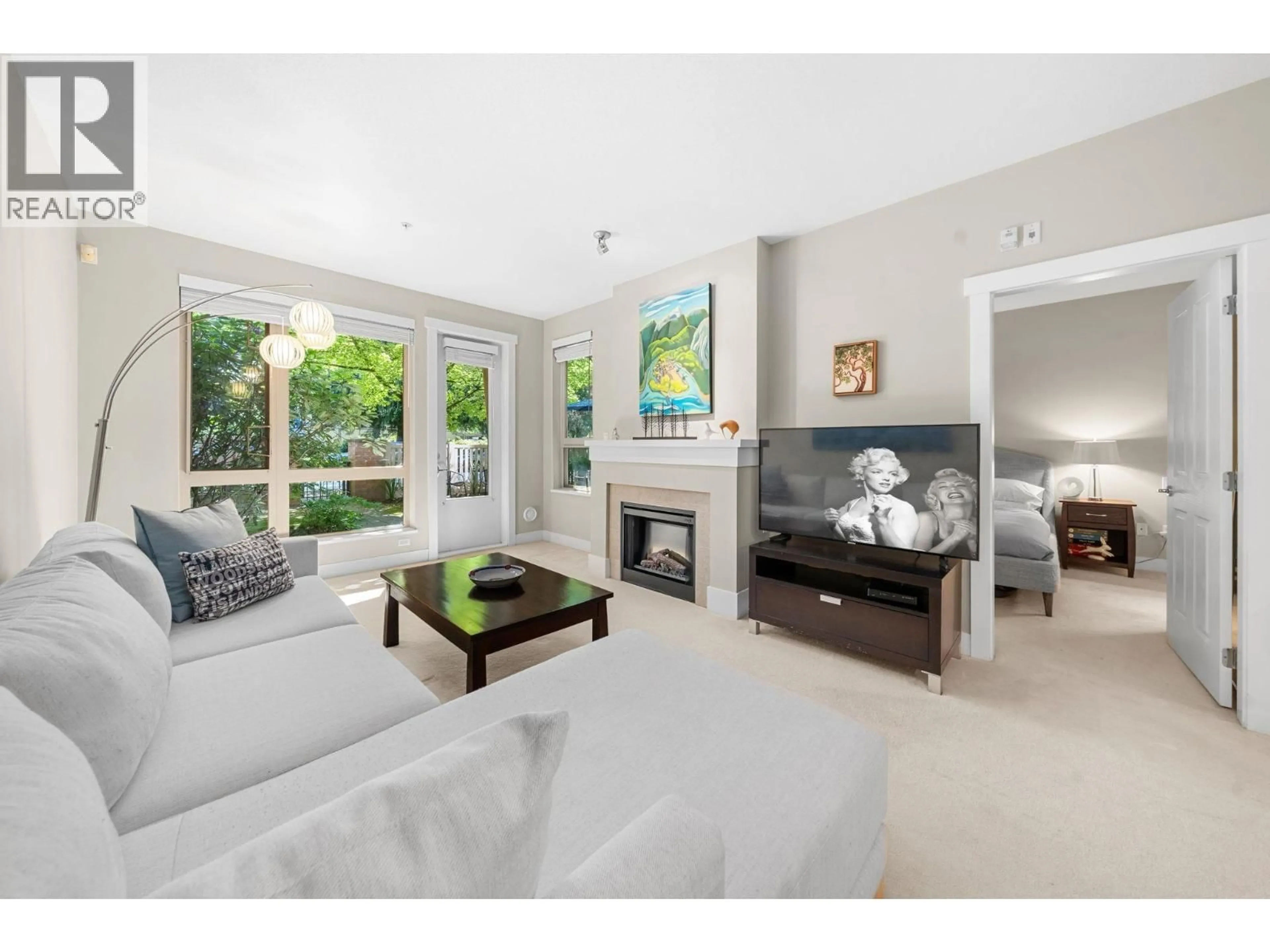 Living room with furniture, unknown for 101 - 2601 WHITELEY COURT, North Vancouver British Columbia V7J2R7