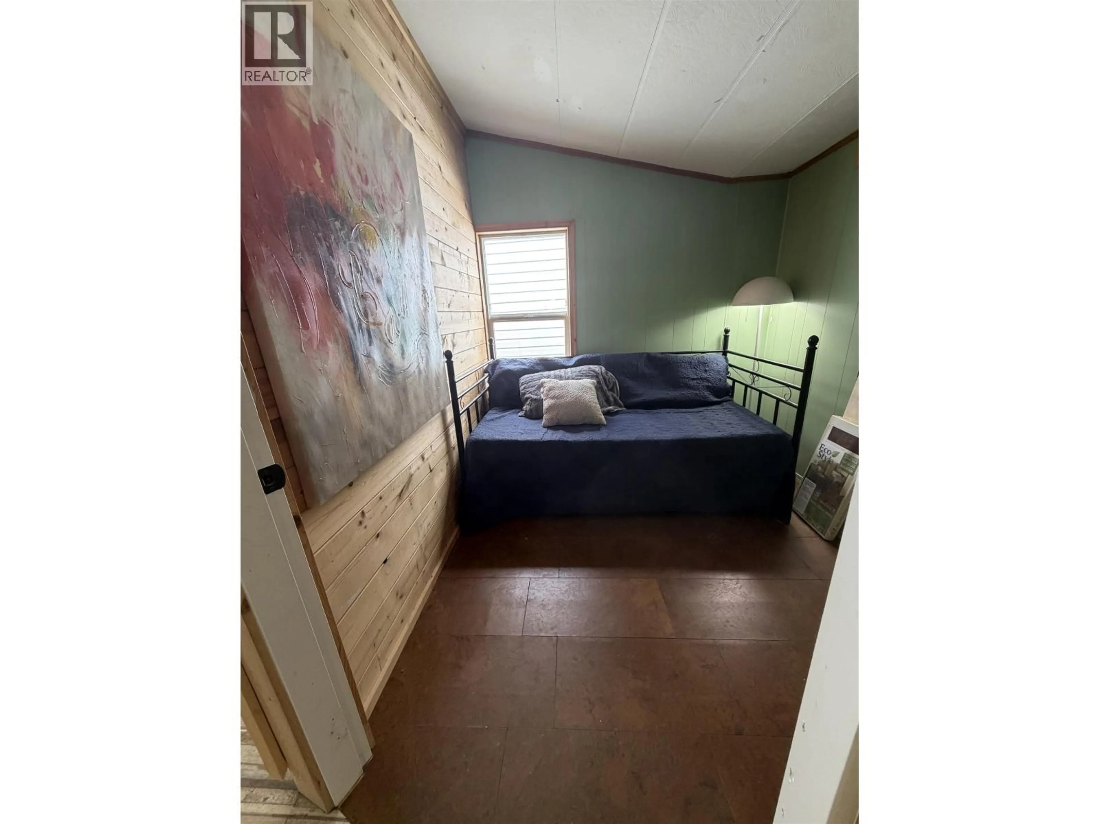 A pic of a room for 3 - 3728 CARIBOO HWY 97 S, 100 Mile House British Columbia V0K1T1