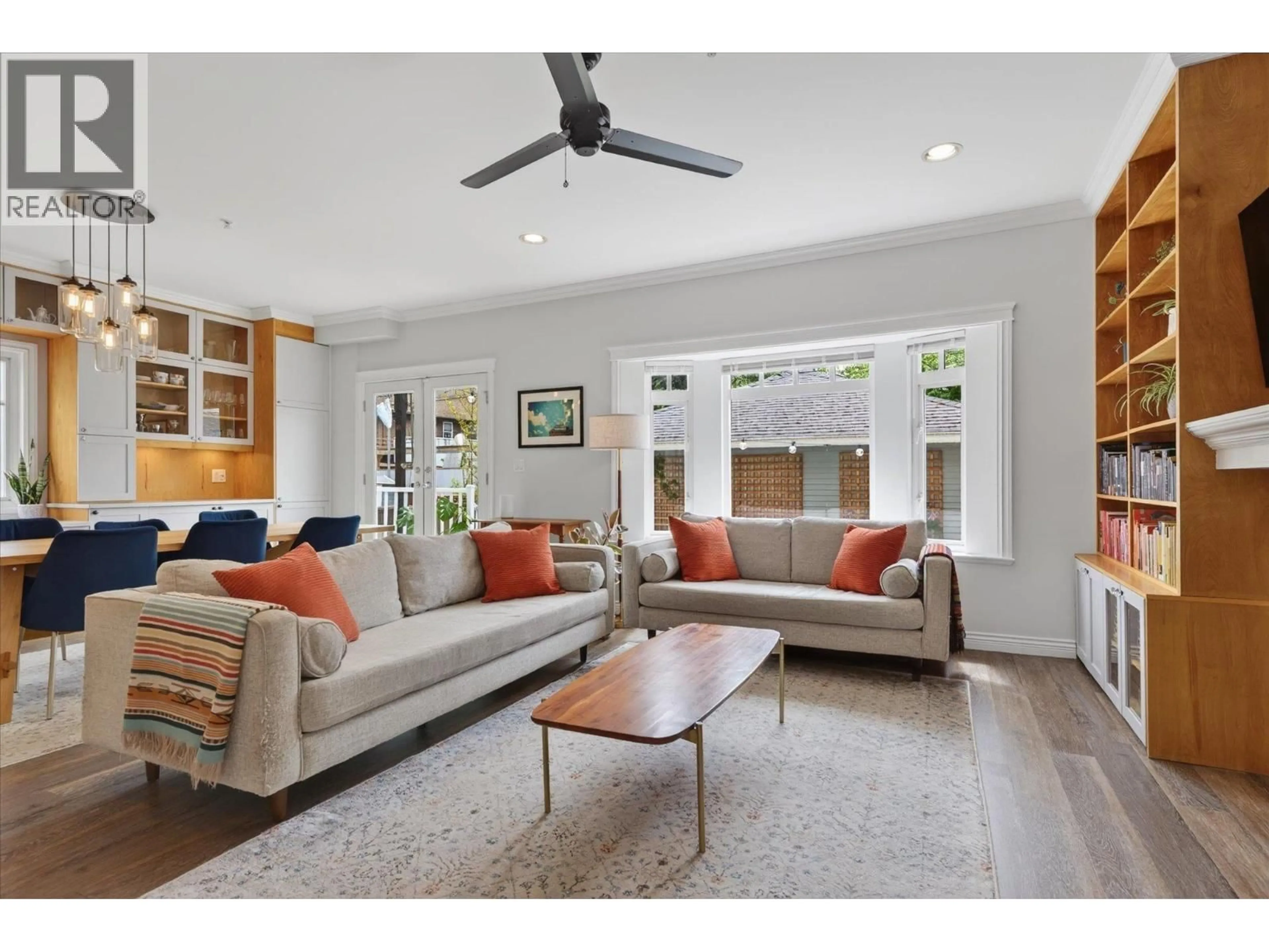 Living room with furniture, unknown for 1528 PENDER STREET, Vancouver British Columbia V5L1W1